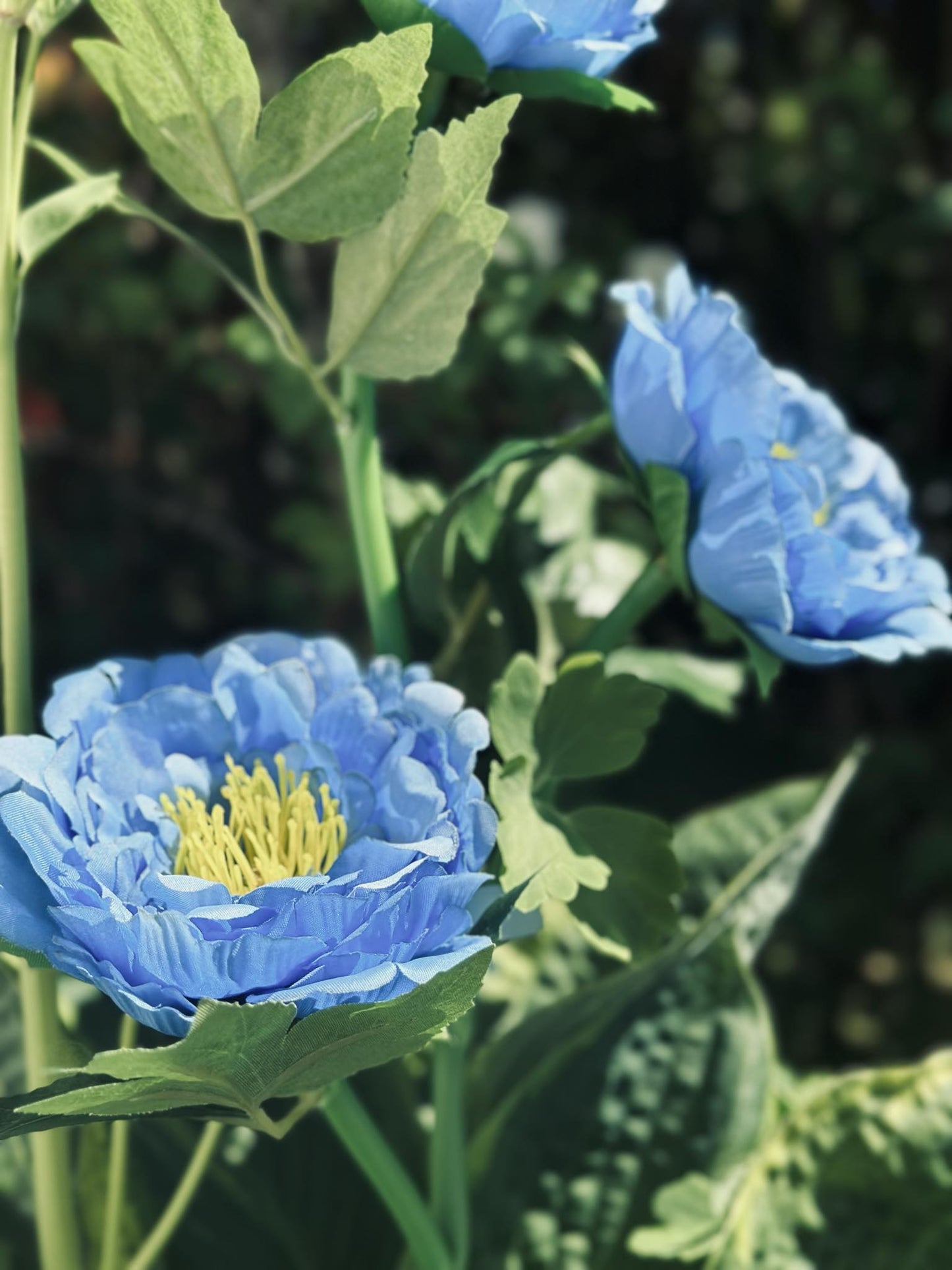 Blomst med solceller – Blå - VIAMAJA.DK