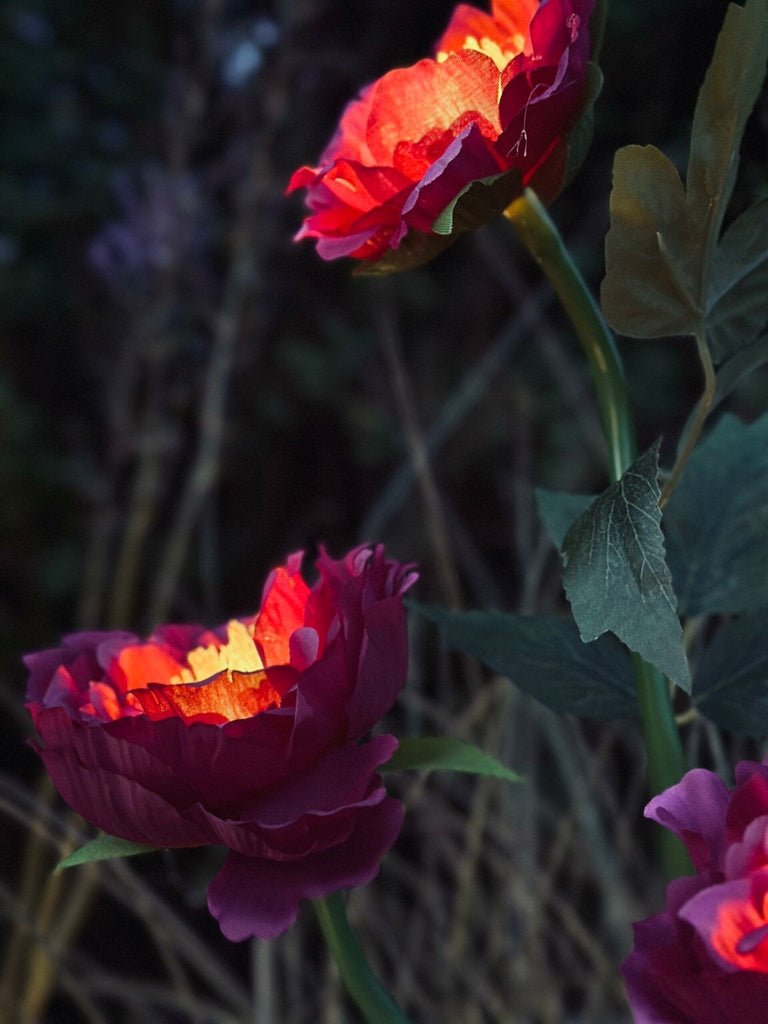 Blomst med solceller – Pink - VIAMAJA