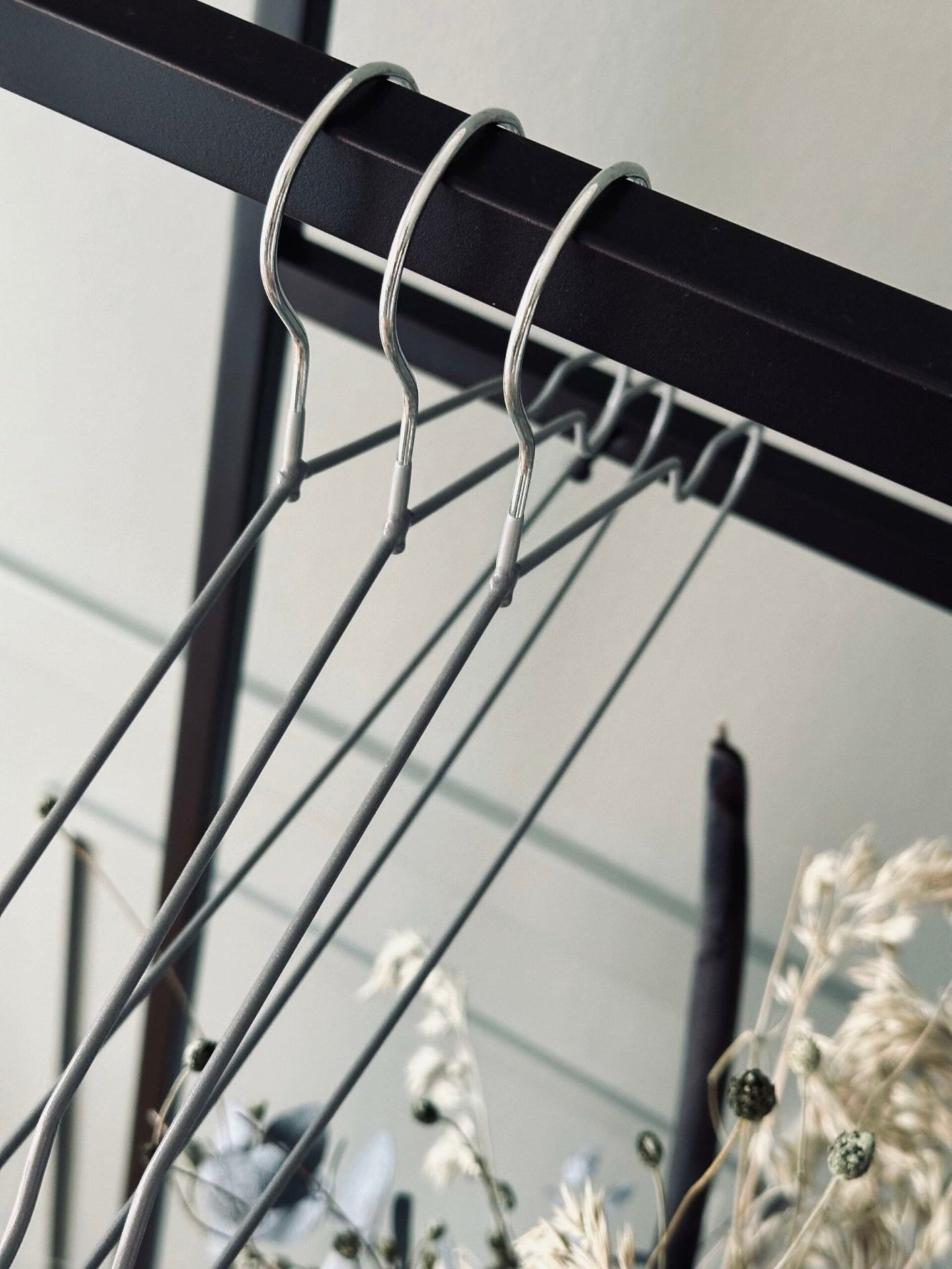 Bøjler - Sæt af 3 stk / Grå - VIAMAJA.DK