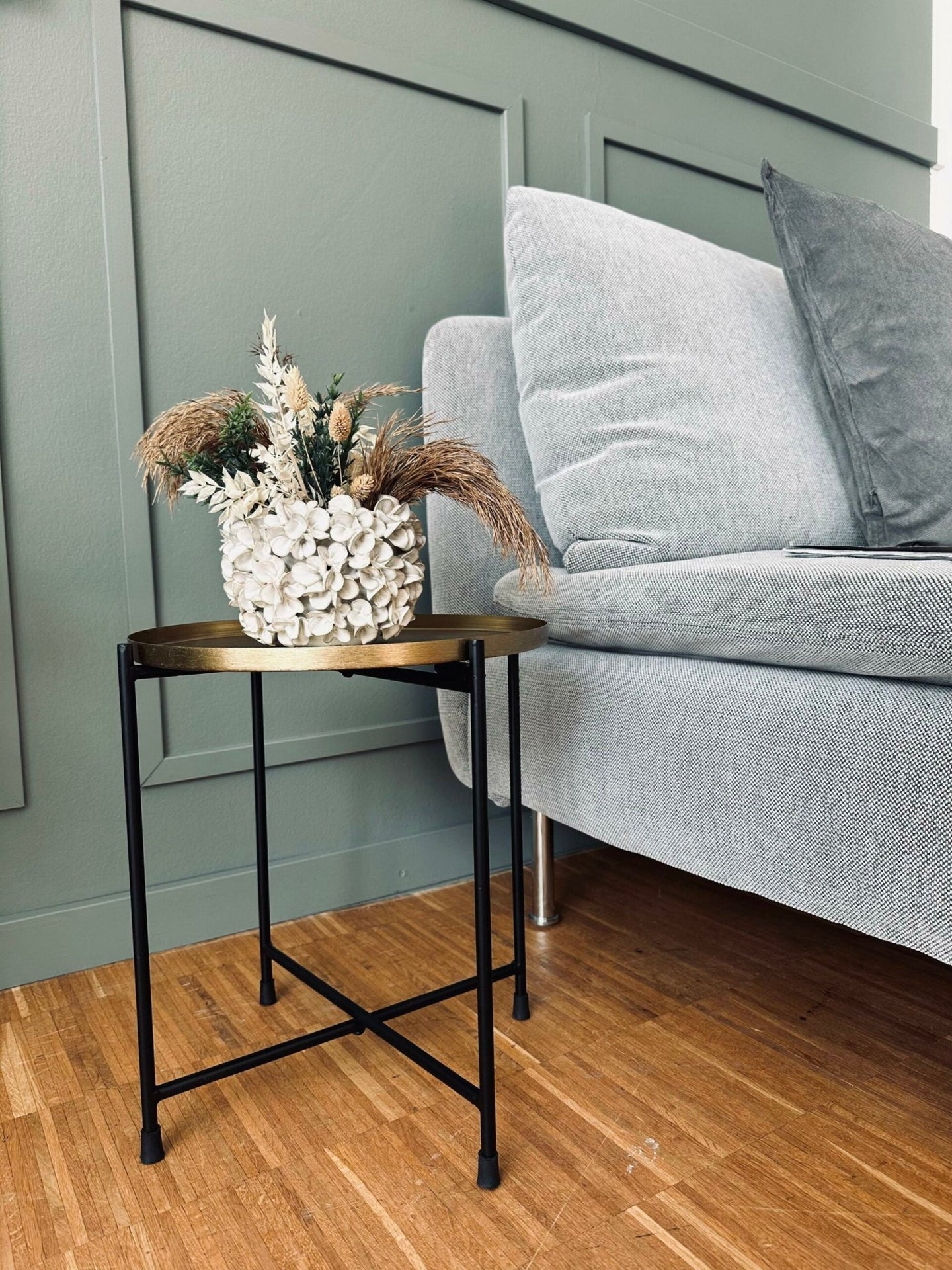 Bord i sort og guld metal – Small - VIAMAJA.DK