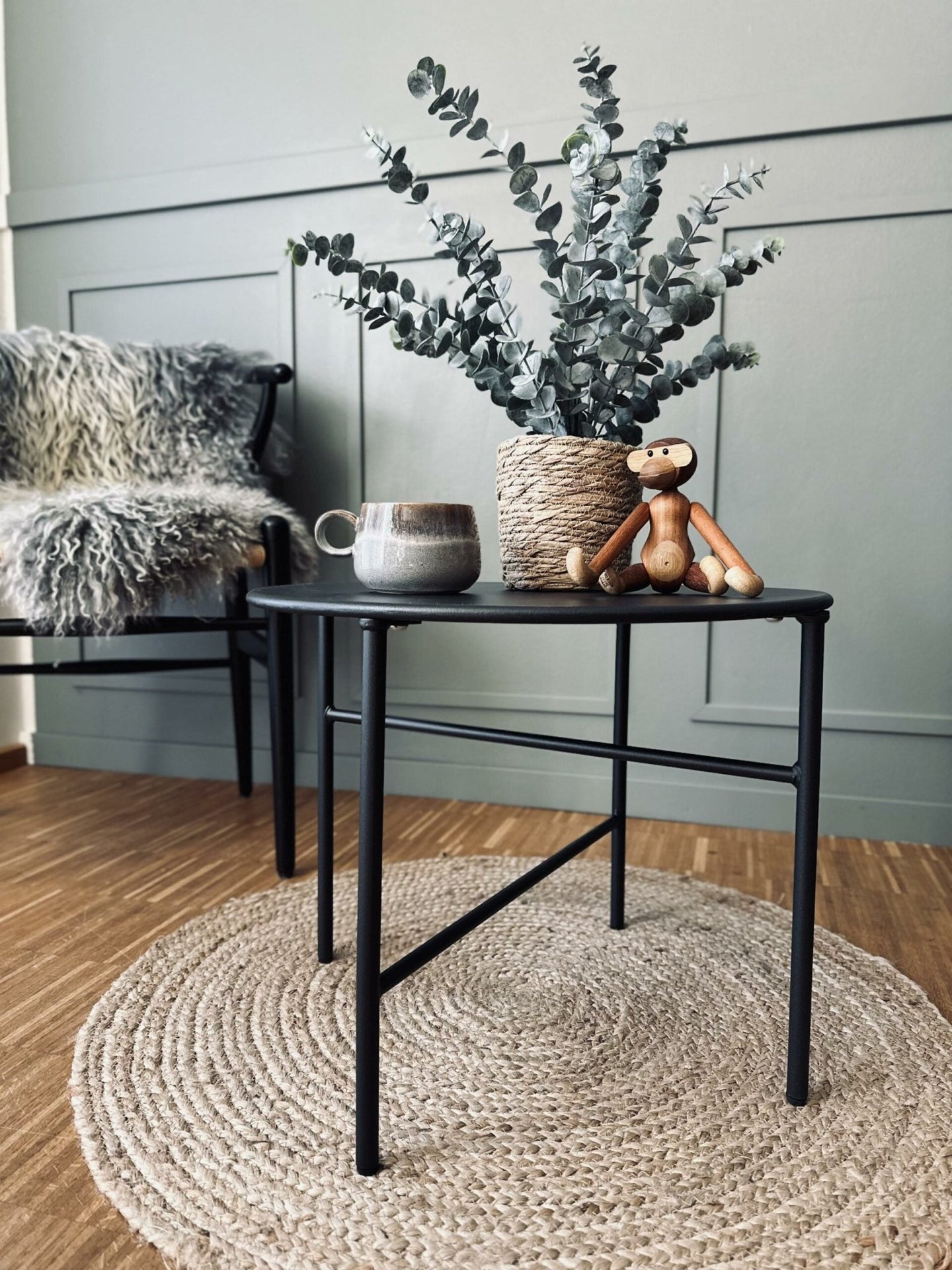 Bord til inde og ude – Mat sort Dia 50 cm - VIAMAJA.DK