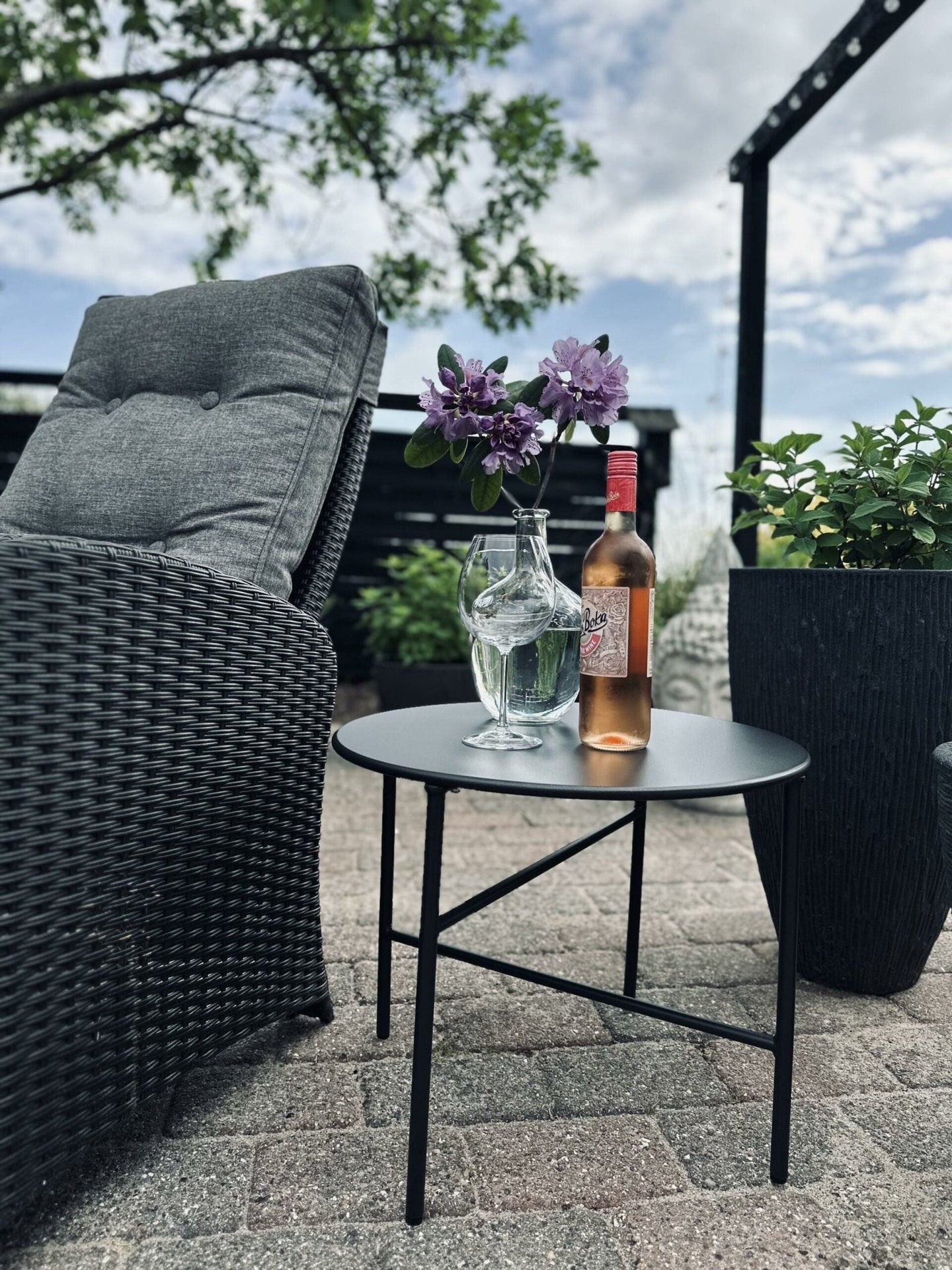 Bord til inde og ude – Mat sort Dia 50 cm - VIAMAJA.DK