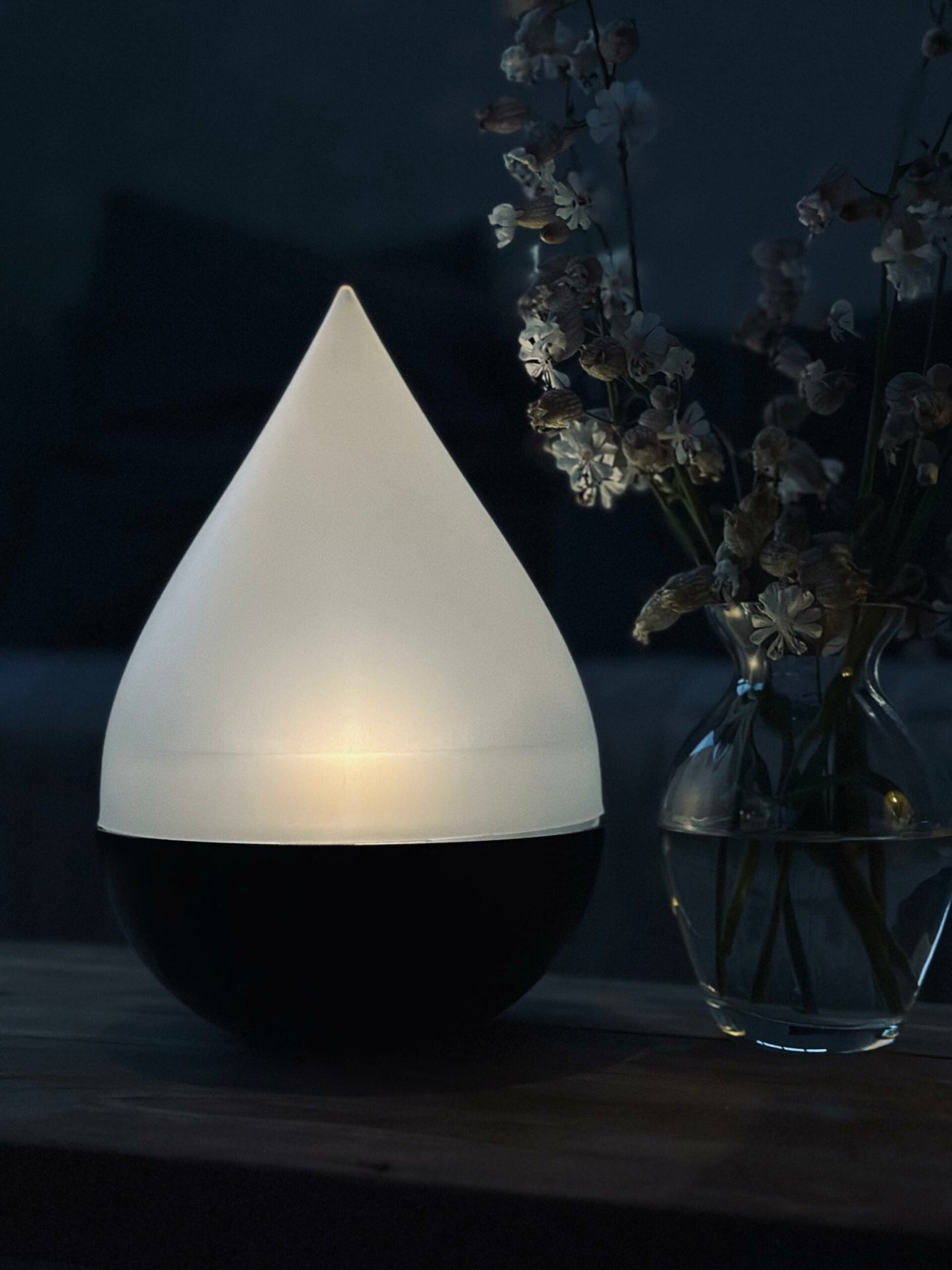 Bordlampe AURA med solceller - VIAMAJA.DK