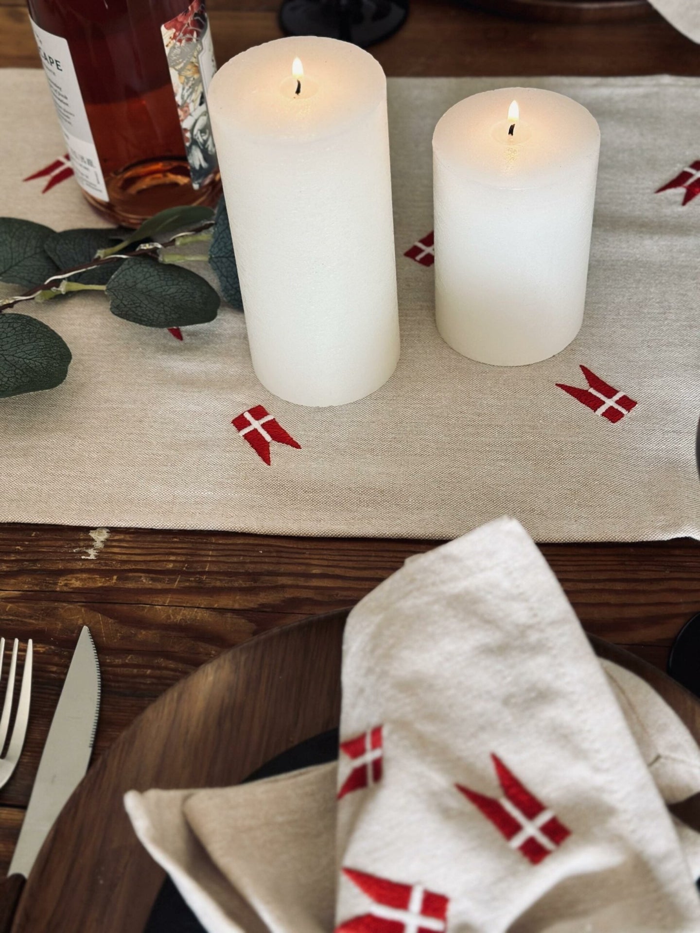 Bordløber med flag – Flere størrelser - VIAMAJA.DK