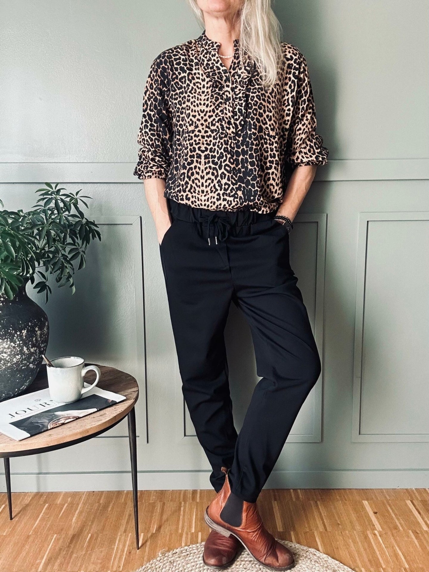 Bukser Luna black - VIAMAJA.DK