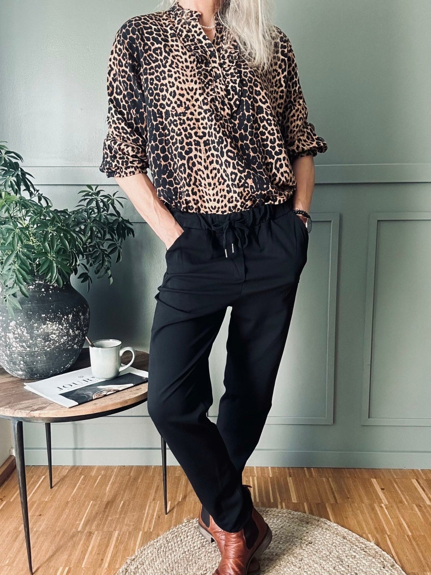 Bukser Luna black - VIAMAJA.DK