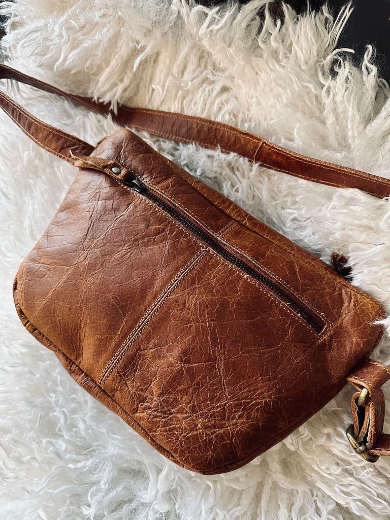 Bumbag BELLA i Cognac Vintage bøffellæder - VIAMAJA