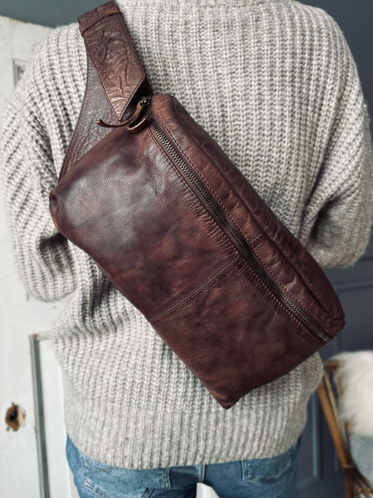 Bumbag Big Leather - Dark cognac - VIAMAJA