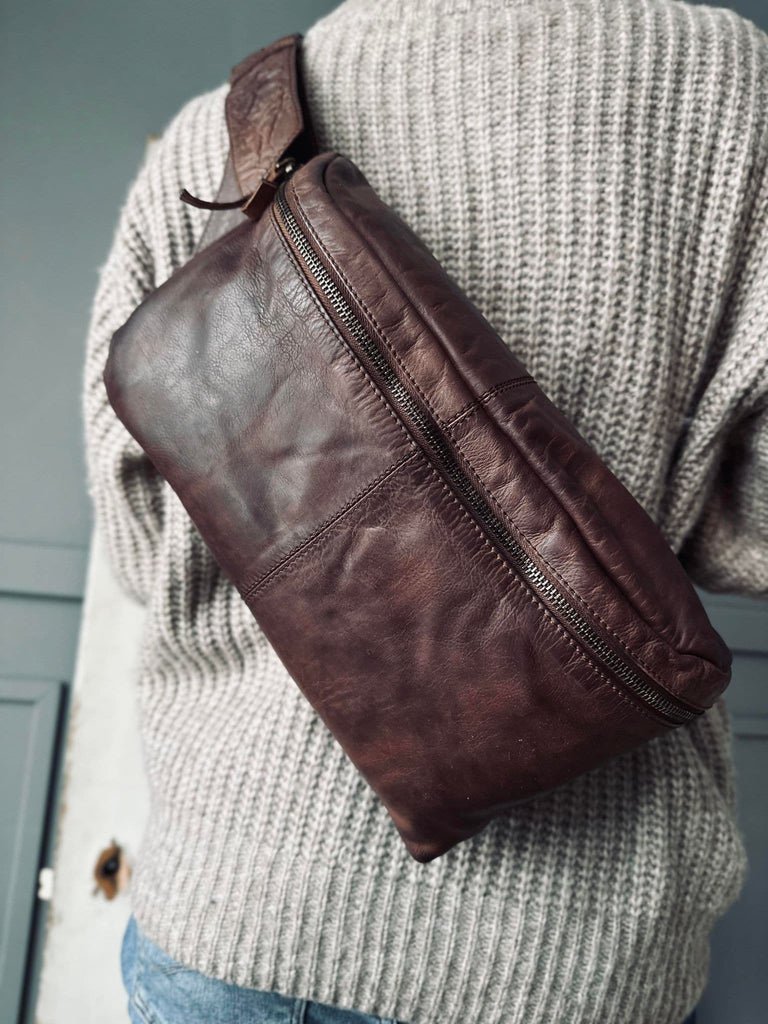 Bumbag Big Leather - Dark cognac - VIAMAJA