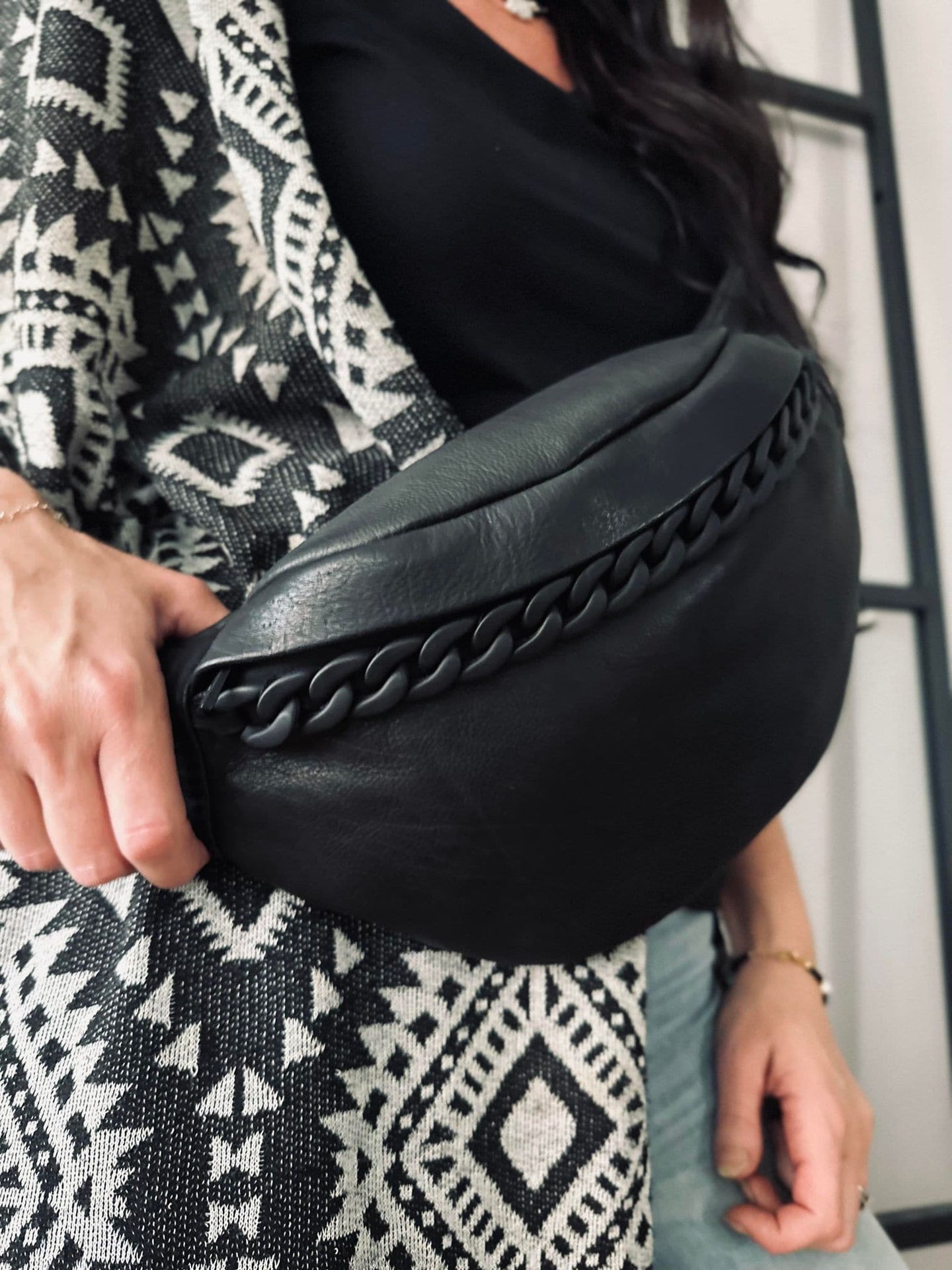 Bumbag Black chain - VIAMAJA.DK