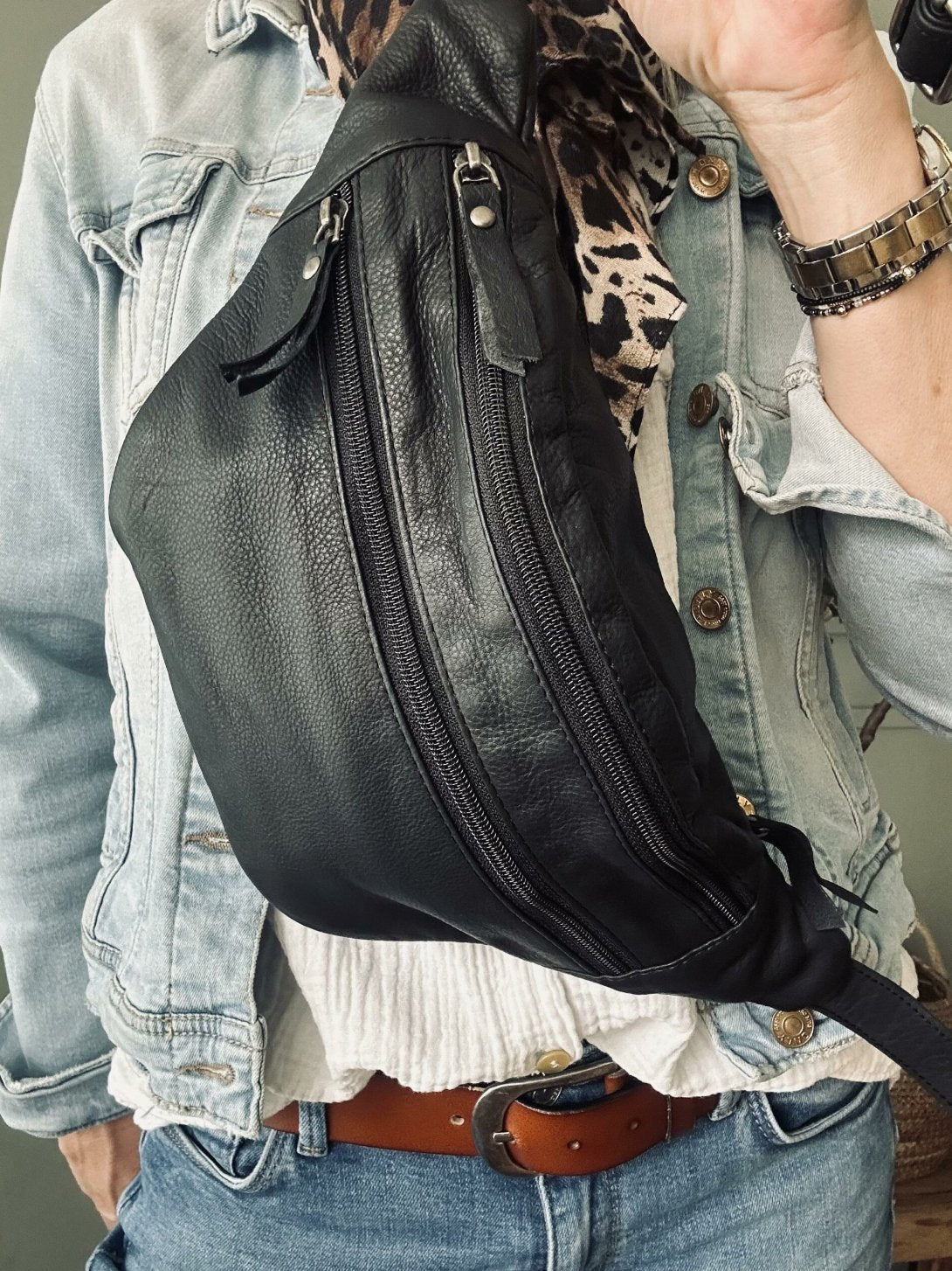 Bumbag Ella Black - VIAMAJA.DK