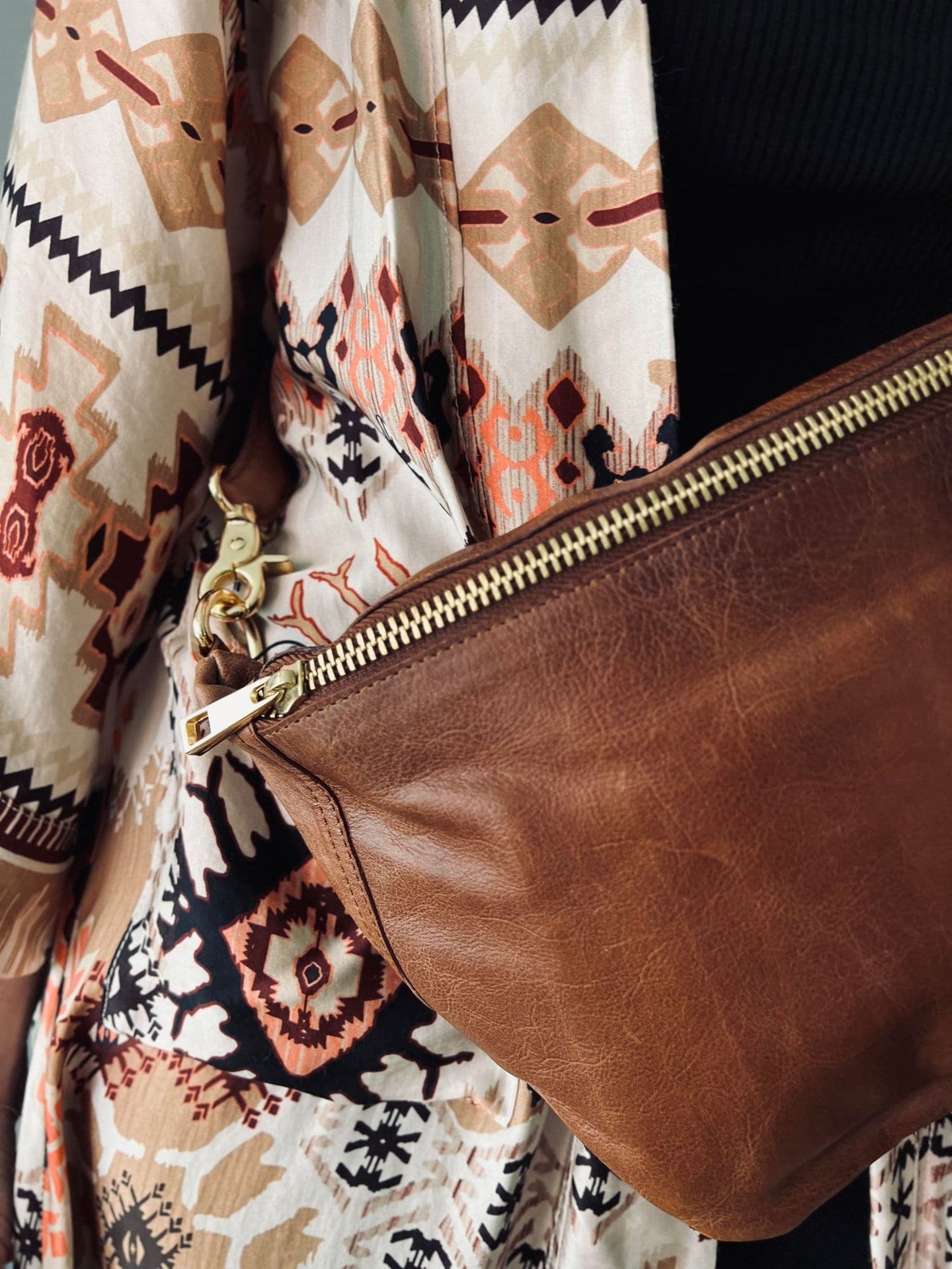 Bumbag EMILIA Walnut - VIAMAJA.DK