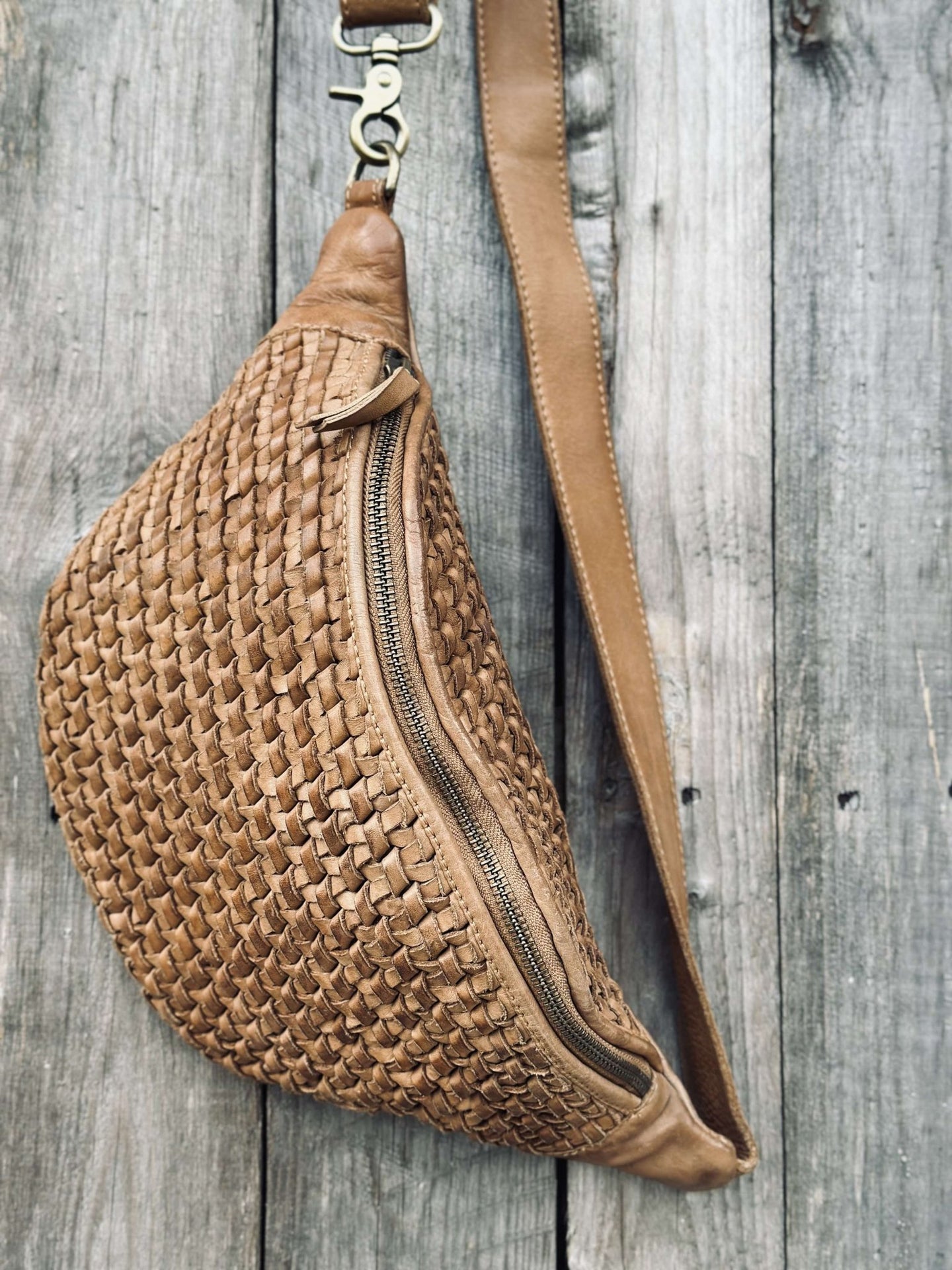 Bumbag flettet læder - Nature - VIAMAJA.DK