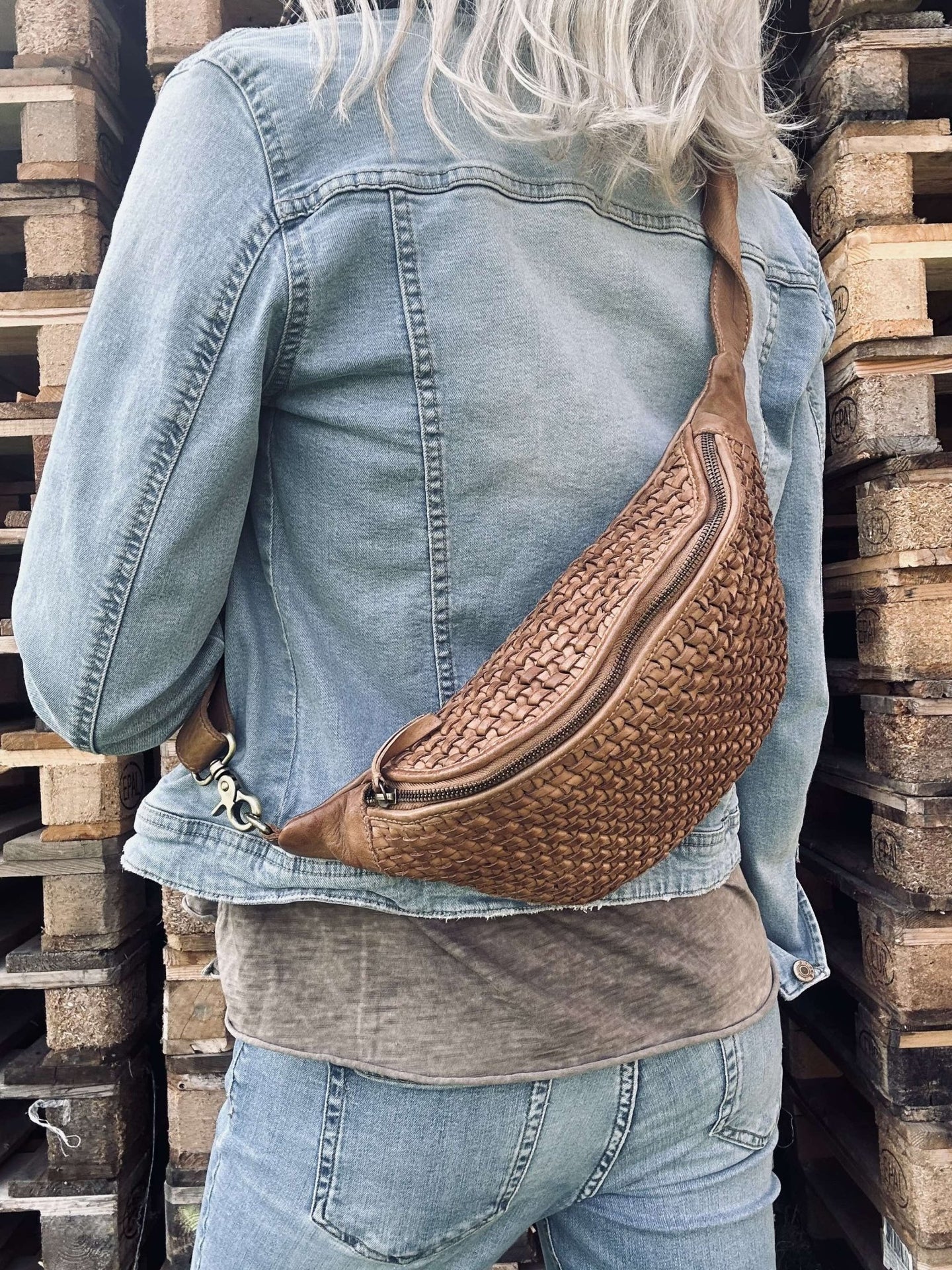 Bumbag flettet læder - Nature - VIAMAJA.DK