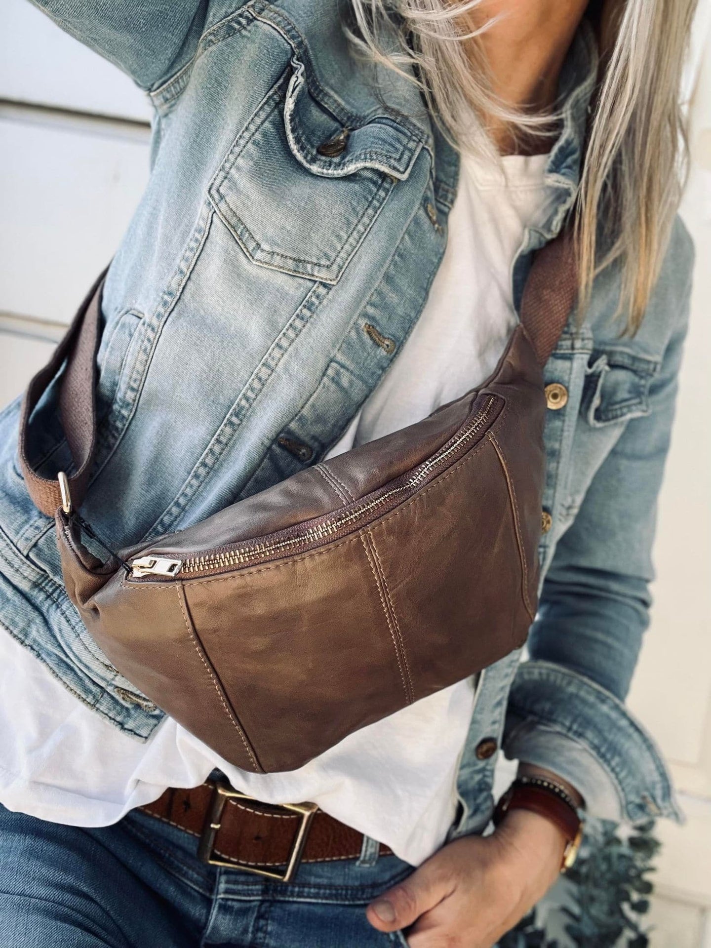 Bumbag JUNE Taupe - VIAMAJA.DK