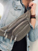 Bumbag MAY med silverdragkedja - Taupe-läder