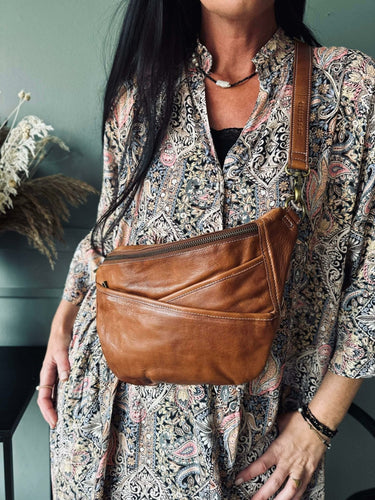 Bumbag Tania Walnut - VIAMAJA.DK