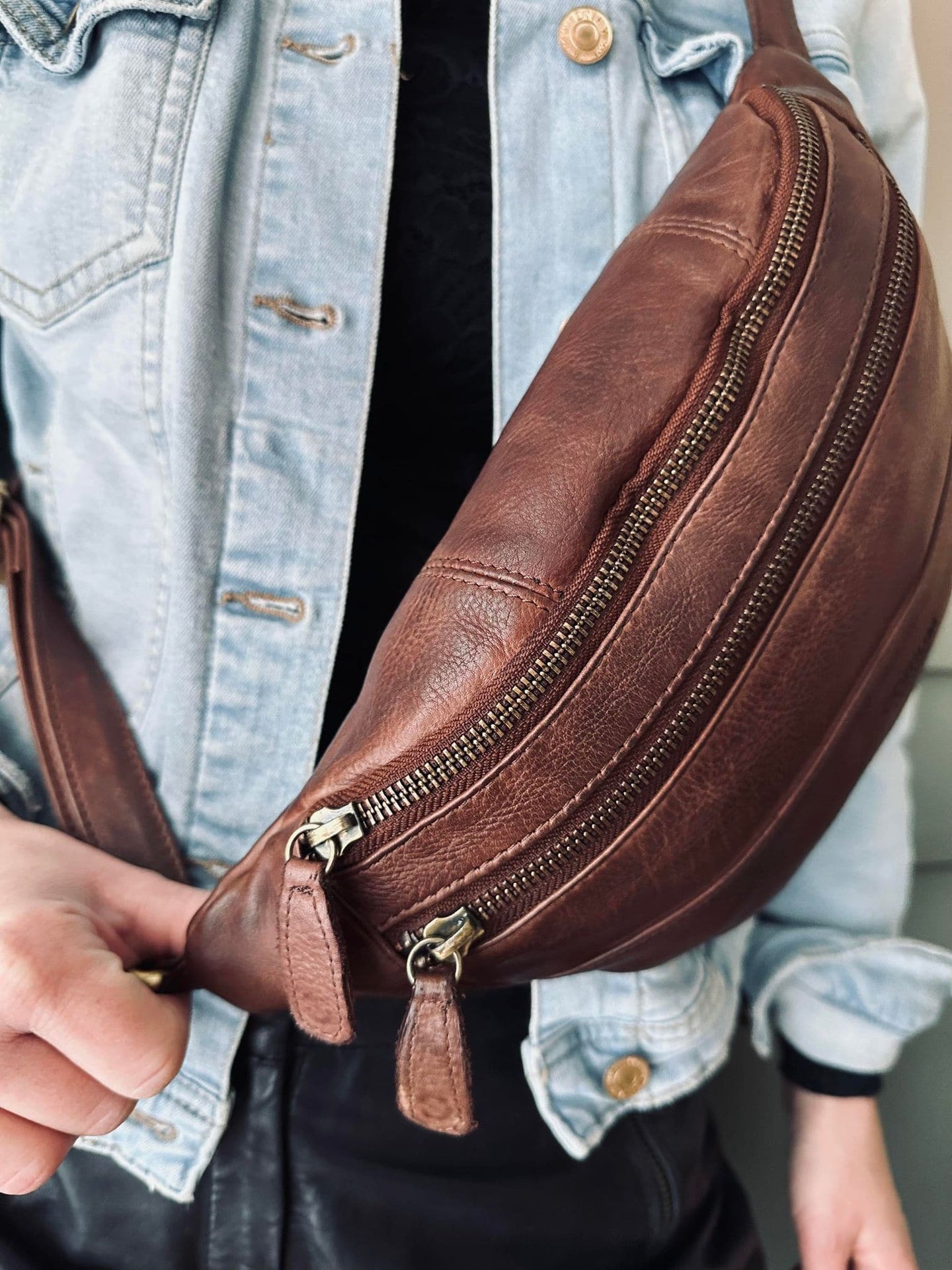 Bumbag washed cow – Brown - VIAMAJA.DK