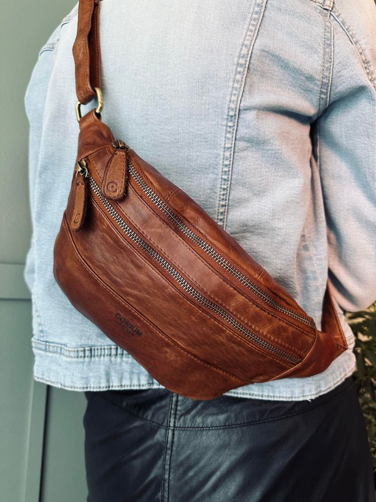 Bumbag washed cow – Cognac - VIAMAJA