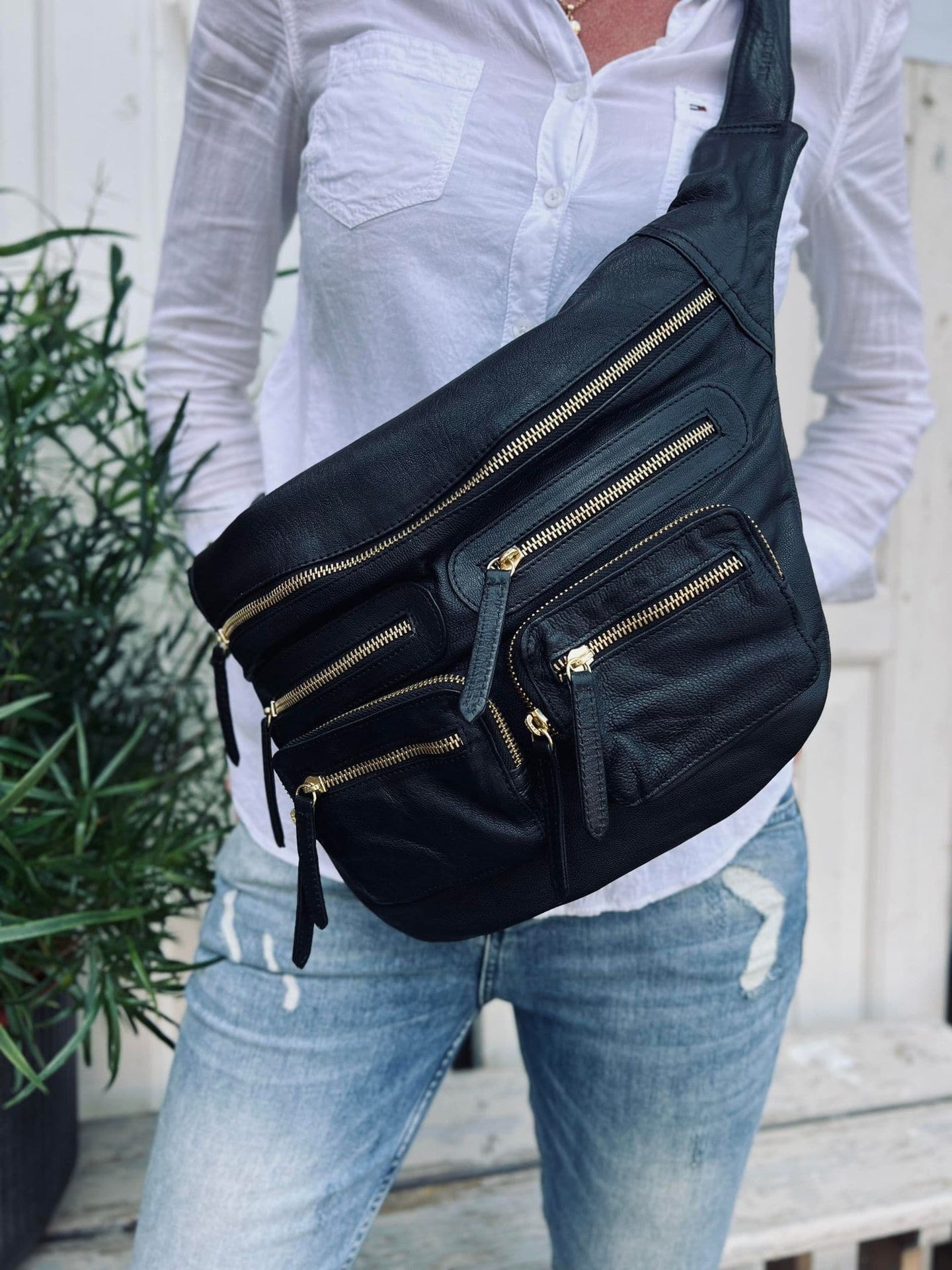 Bumbag XL Raw - Black / gold - VIAMAJA.DK