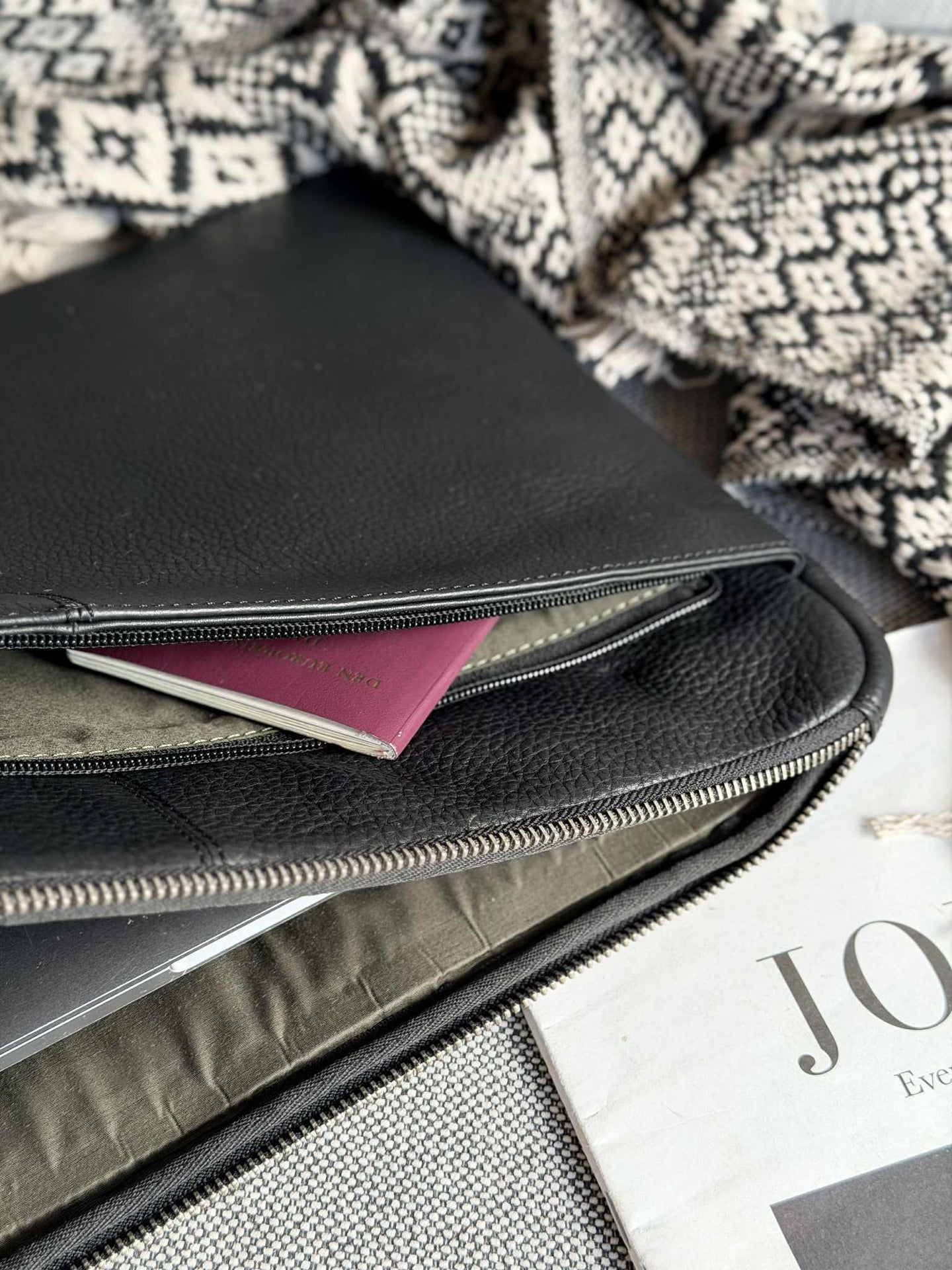 Datorfodral svart kalvskinn - LYX