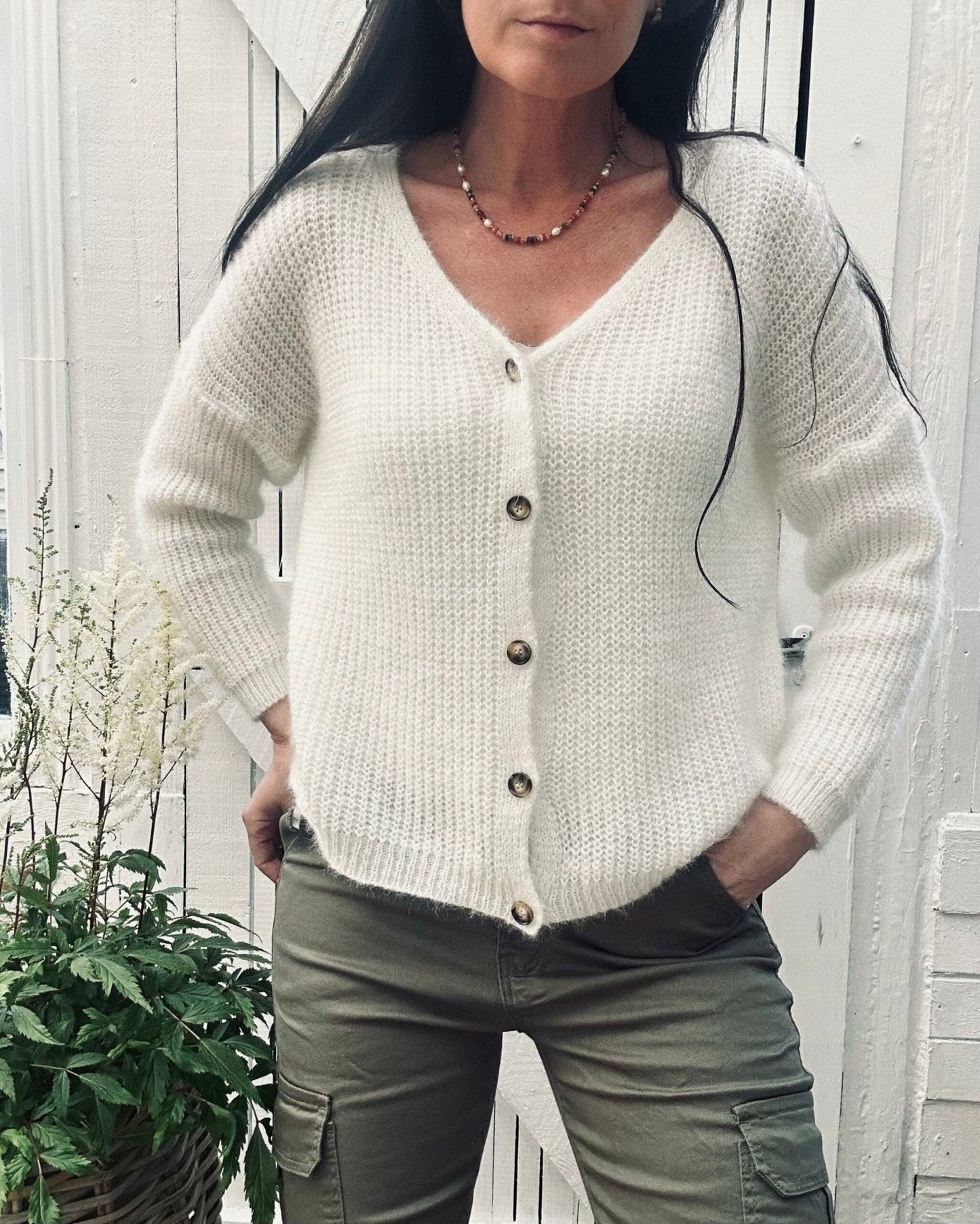 Cardigan med knapper - VIAMAJA.DK