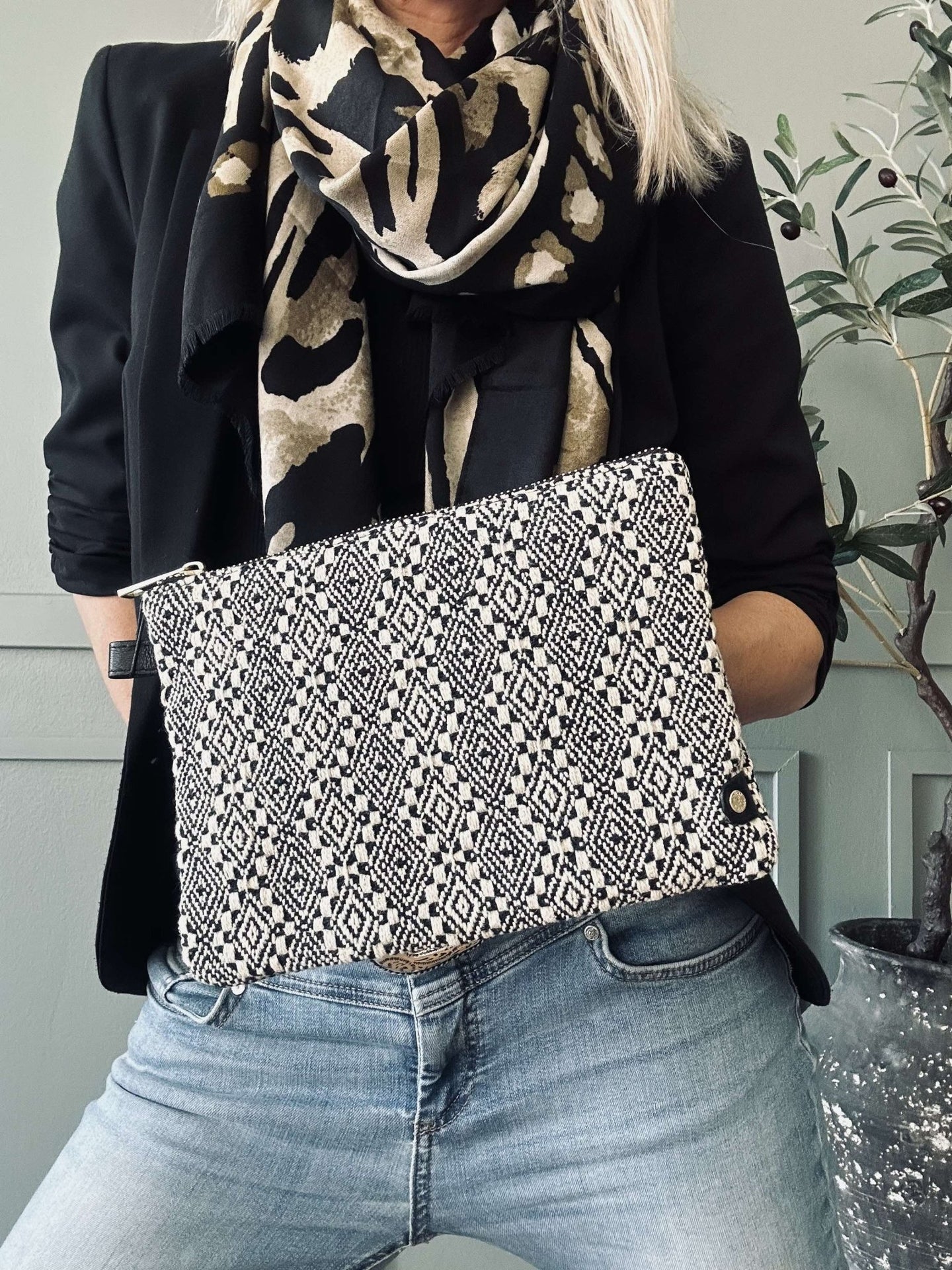 Clutch Black - VIAMAJA.DK