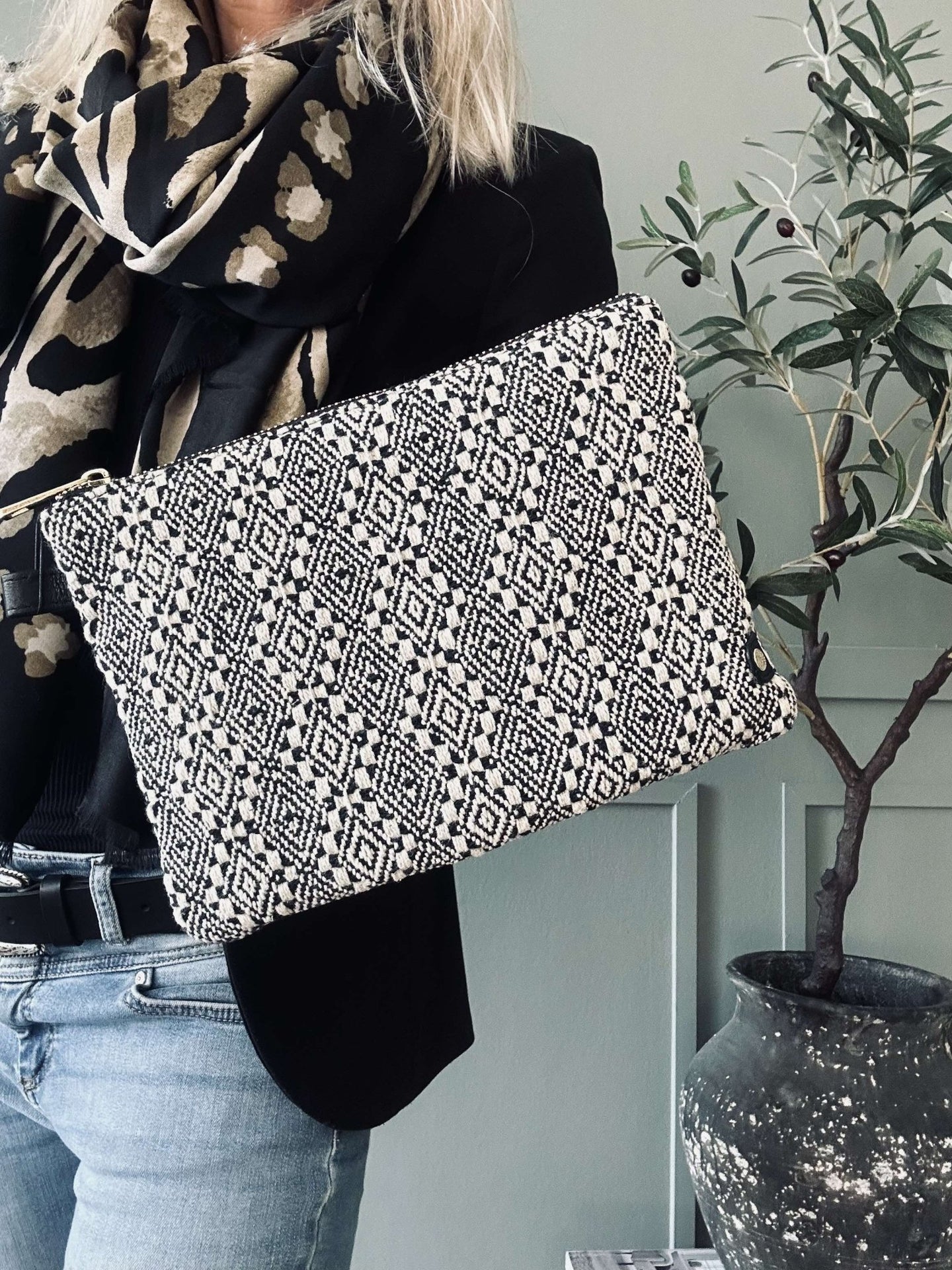 Clutch Black - VIAMAJA.DK