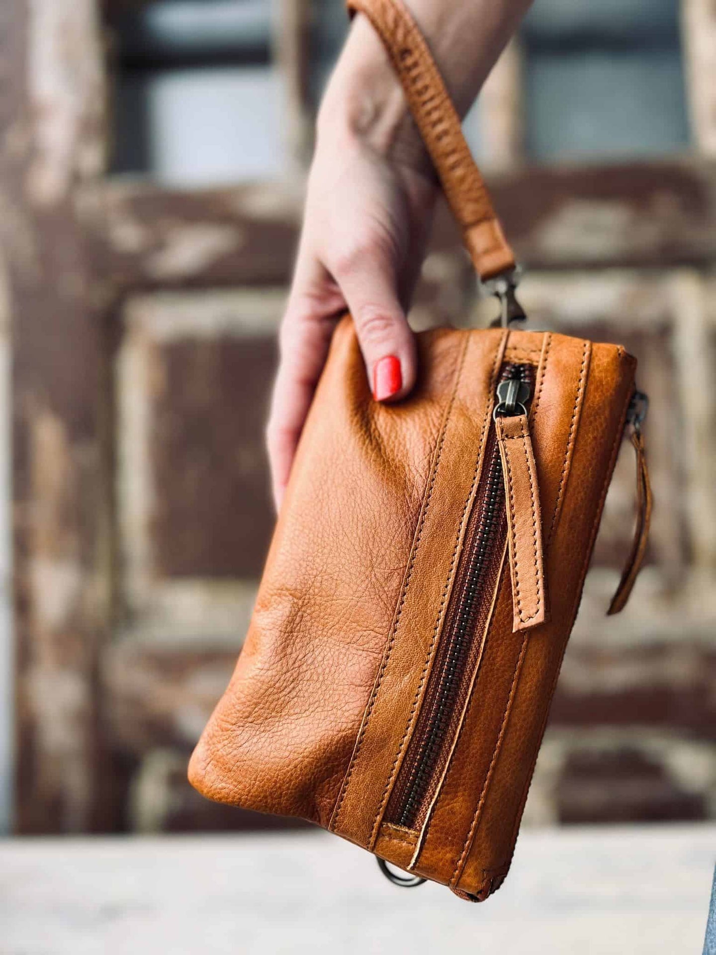 Clutch LAURA – Cognac - VIAMAJA.DK