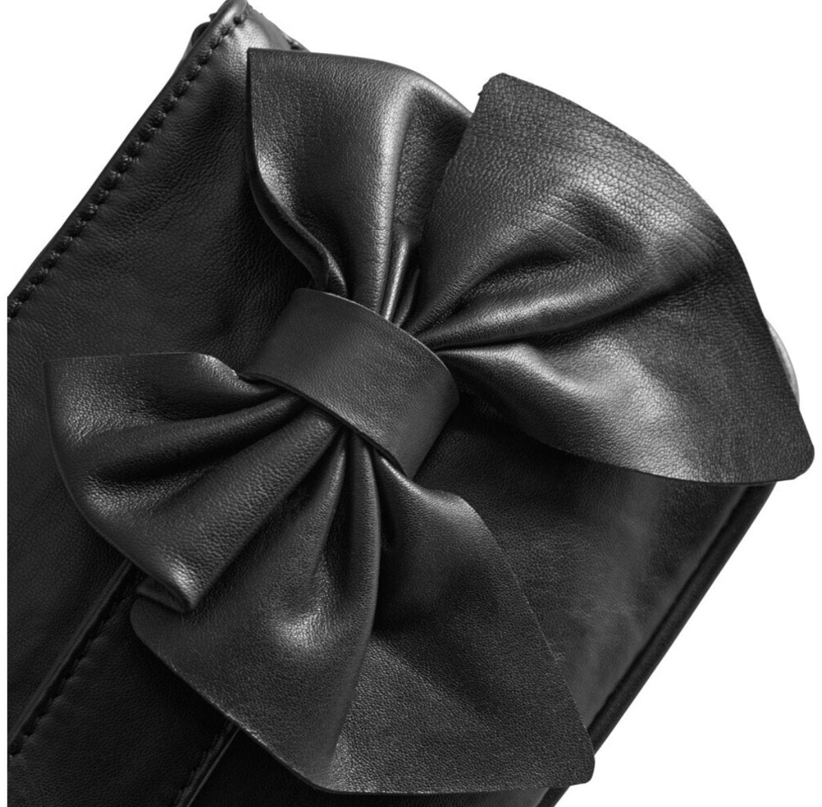 Clutch med sløjfe – Black leather - VIAMAJA.DK