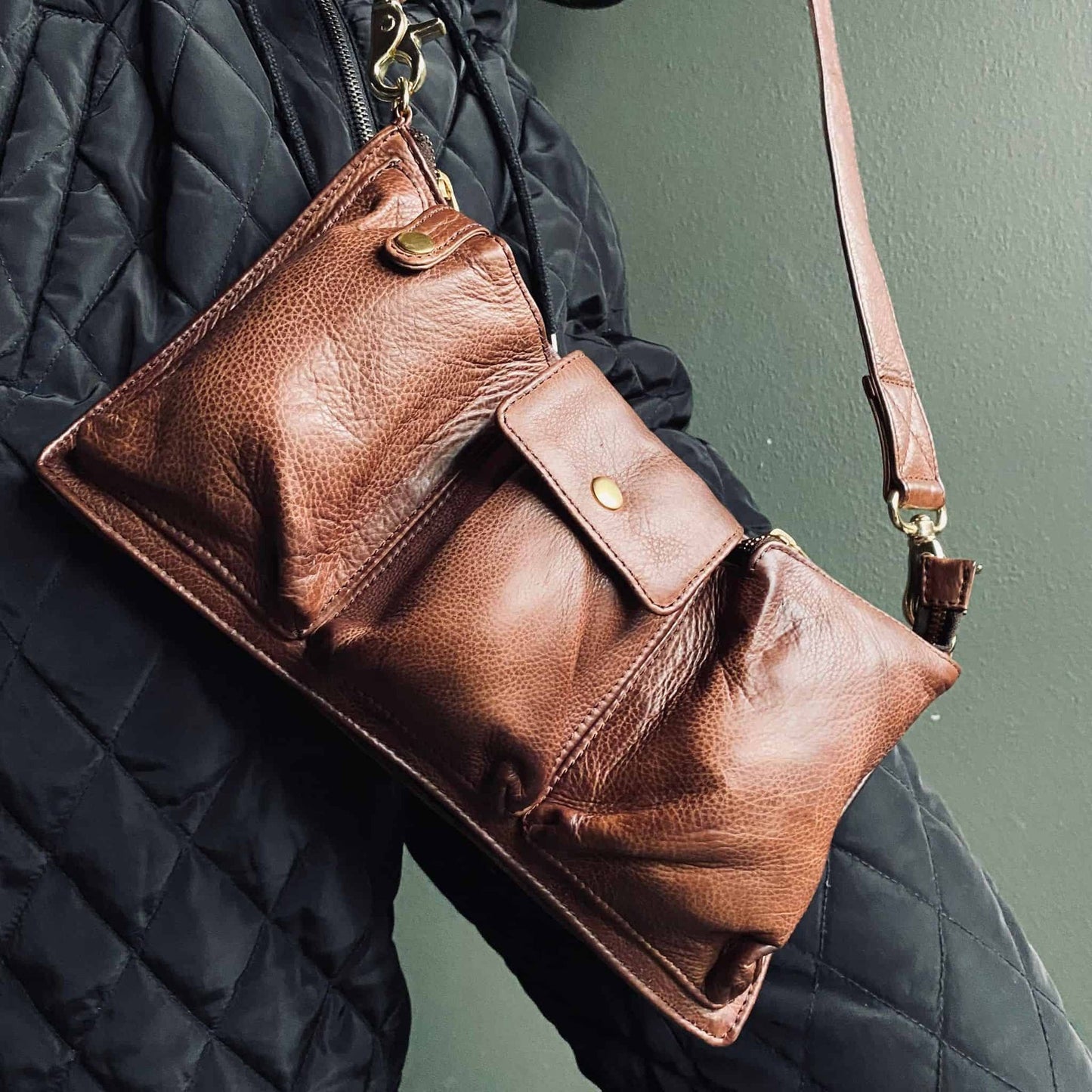 Clutch / taske - cool twist – Brandy skind i høj kvalitet - VIAMAJA.DK