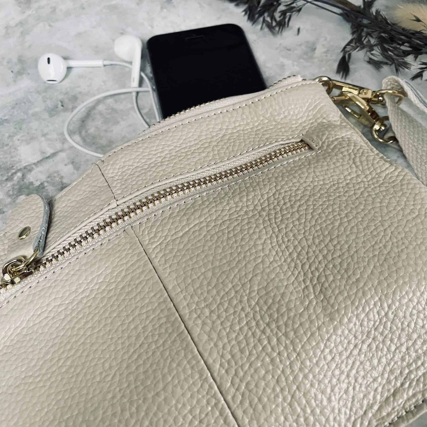 Clutch / taske OFELIA off white - VIAMAJA.DK