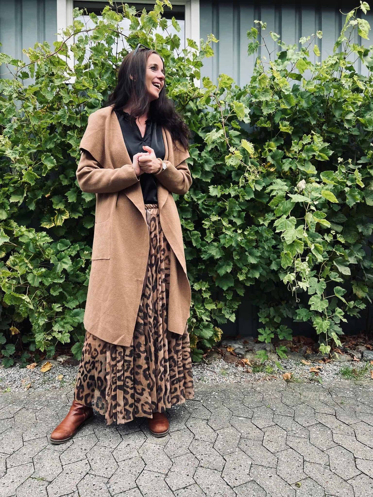Coat / Cardigan - Camel - VIAMAJA.DK