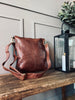 Cool crossbody MATRIX i mjukt brandy-läder