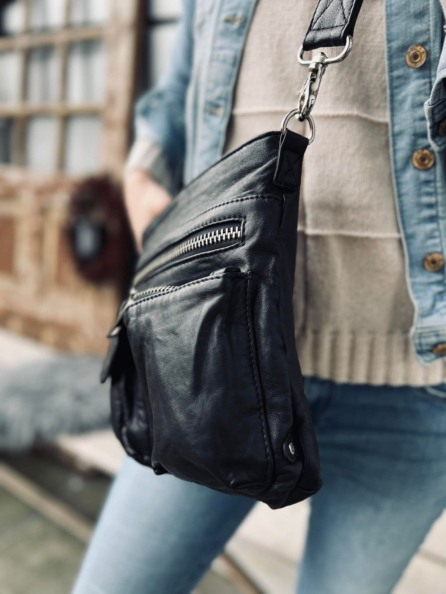 Crossbody BLACK - Ultra blød - VIAMAJA.DK