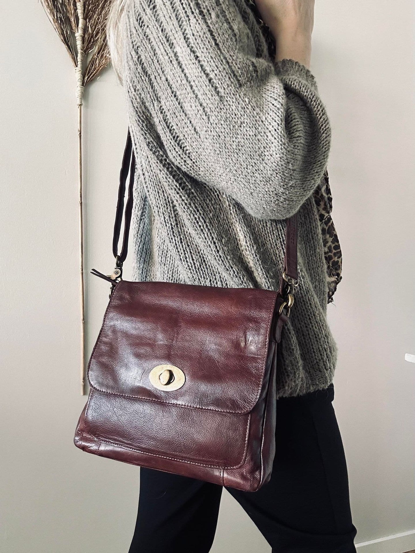 Crossbody Ella Brown - VIAMAJA.DK
