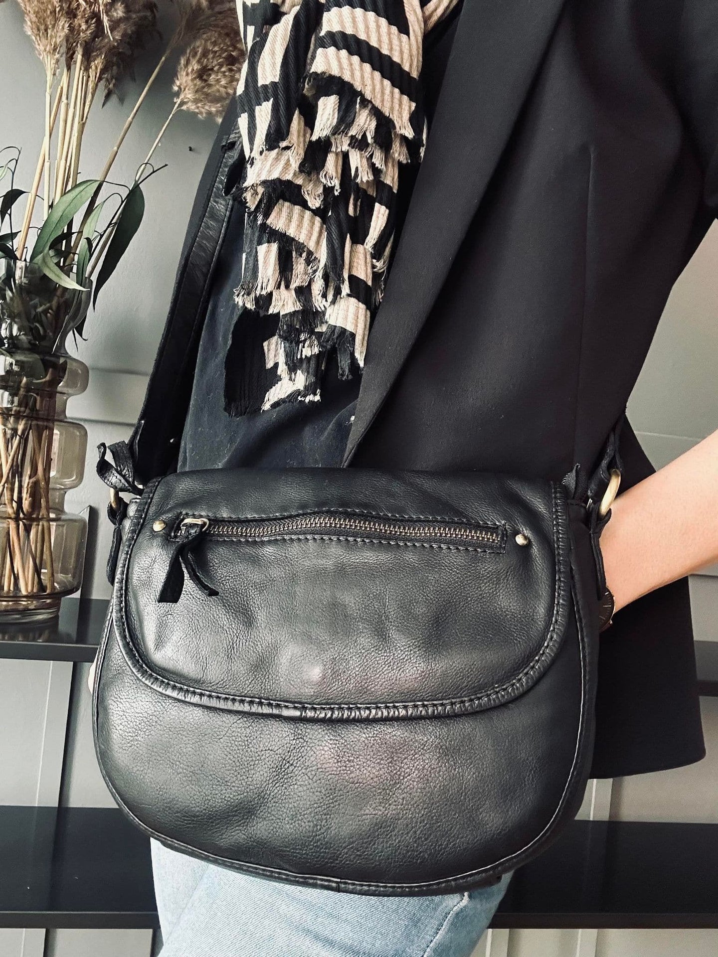 Crossbody Emily Raw Boheme – Black - VIAMAJA.DK