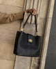 Crossbody Lux Big – Svart / guld