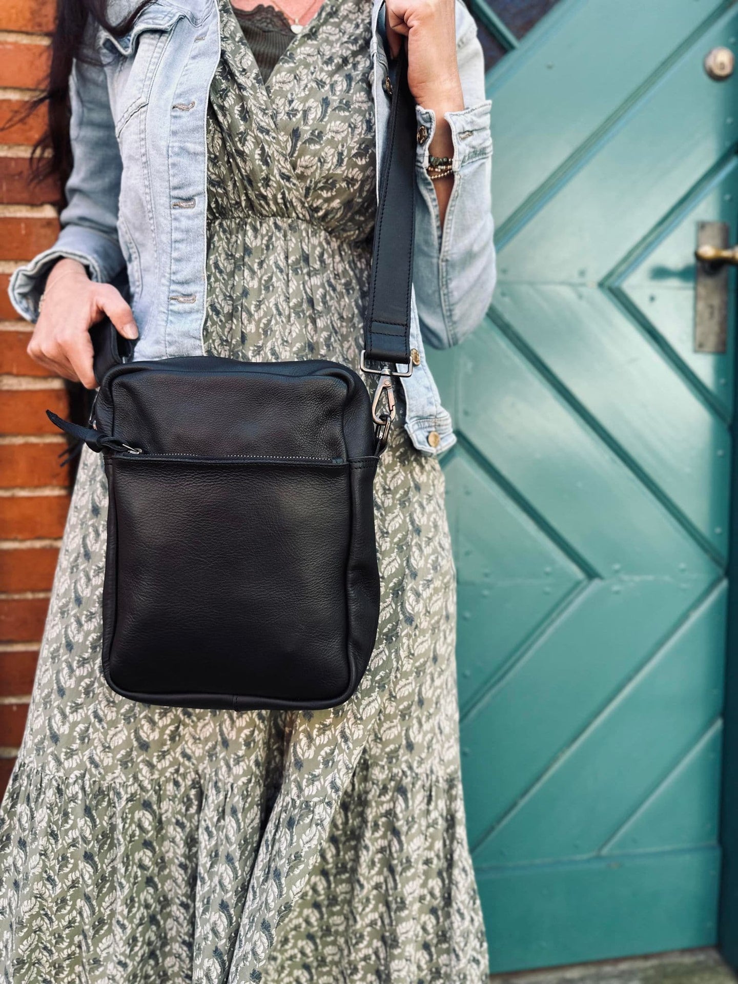 Crossover - BLACK LIMA - VIAMAJA.DK