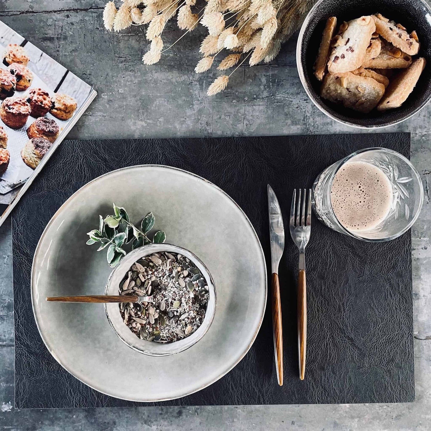 Dækkeserviet 30×45 – Mat Sort - VIAMAJA.DK