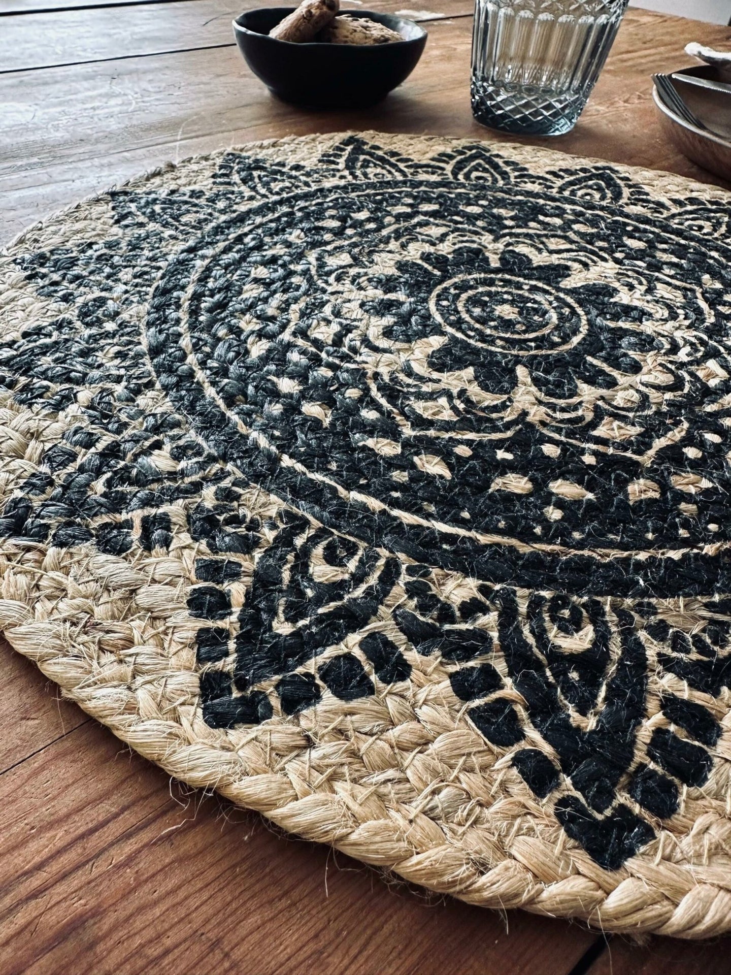 Dækkeserviet i Jute med print - VIAMAJA.DK