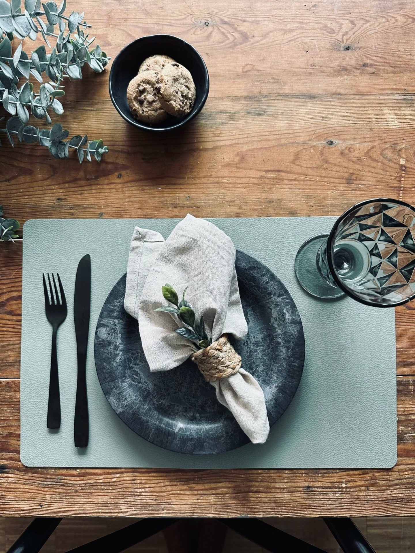 Dækkeserviet – Vendbar mint / flaskegrøn - VIAMAJA.DK