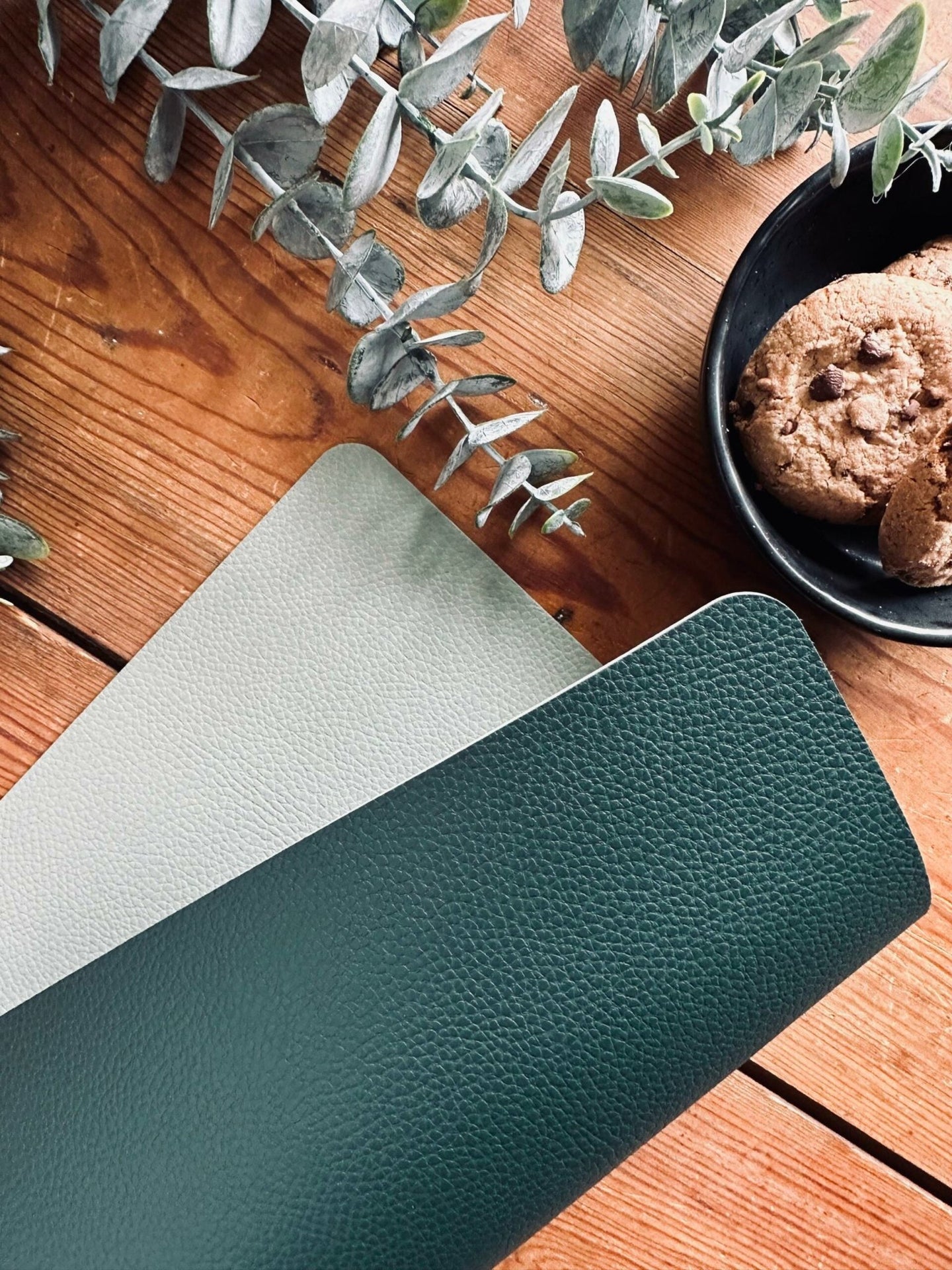 Dækkeserviet – Vendbar mint / flaskegrøn - VIAMAJA.DK