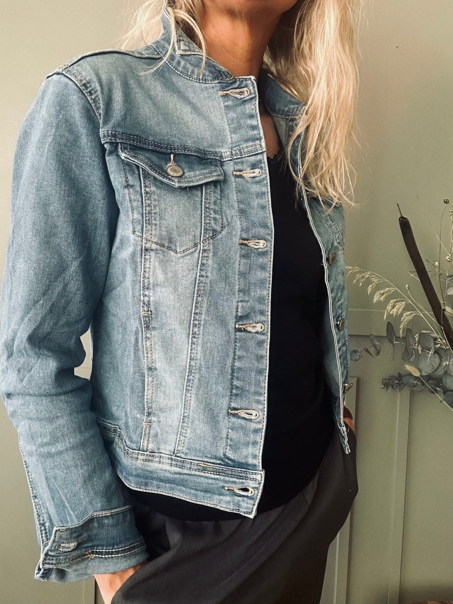 Denim jakke Amalie - VIAMAJA.DK