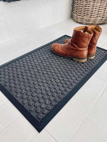 Dørmåtte Dots 45x75 - VIAMAJA.DK