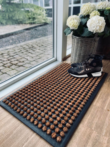 Dørmåtte DOTS Natur - 45x75cm - VIAMAJA.DK