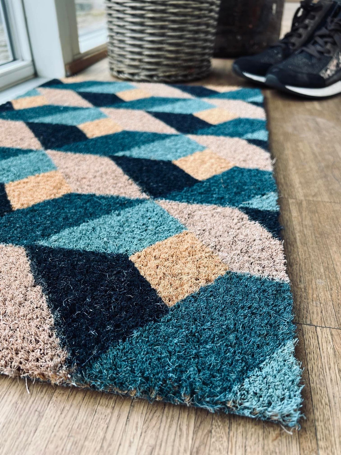 Dørmåtte - Grafisk kokos 40x60cm - VIAMAJA.DK