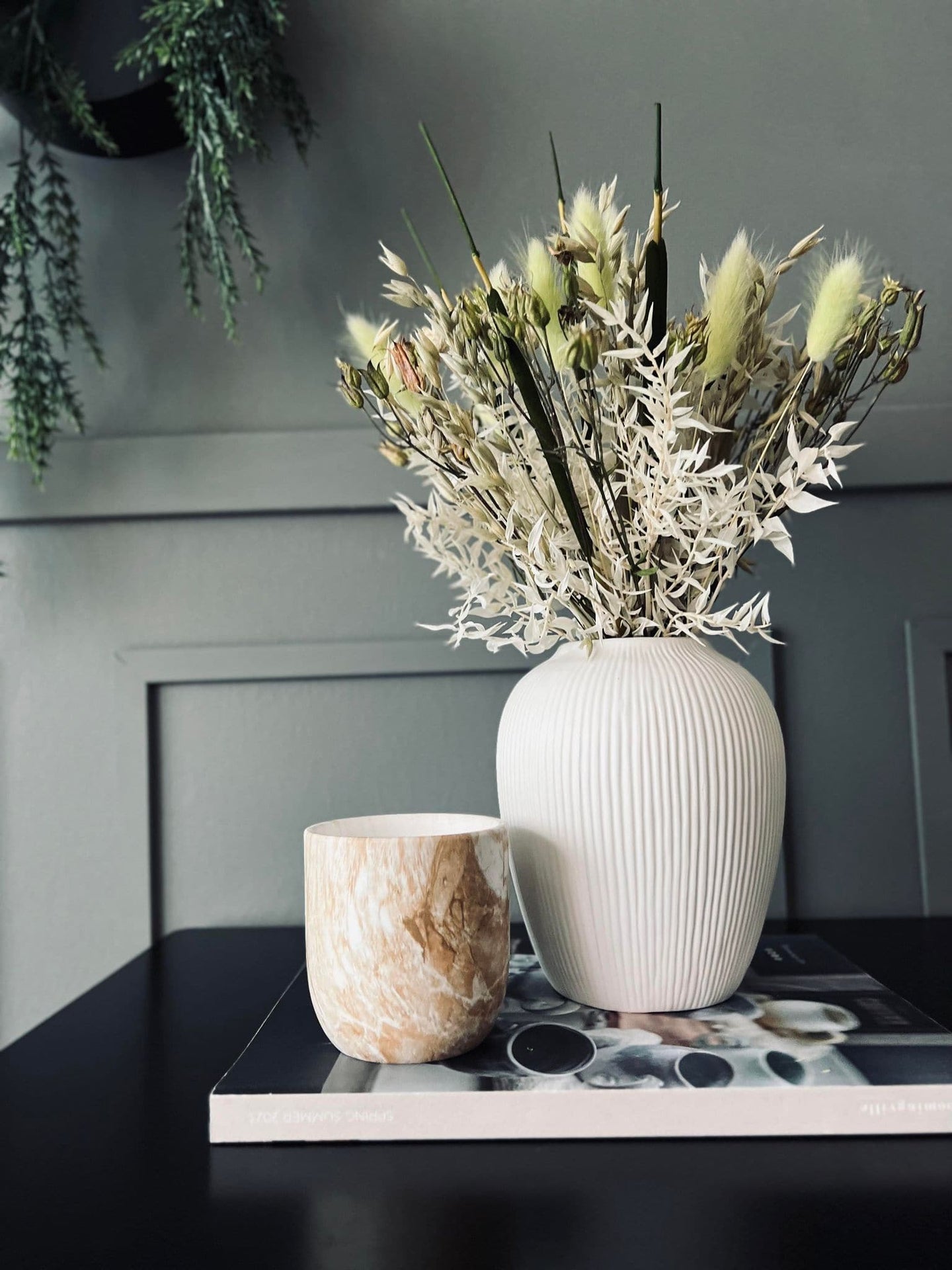 Duftelys Høj - Beige marmor stage - VIAMAJA.DK
