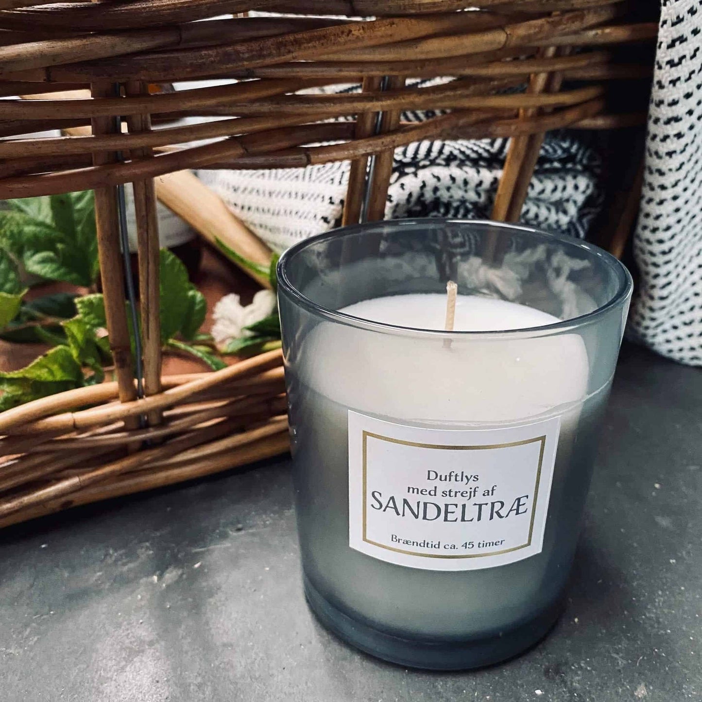 Duftelys Sandeltræ - VIAMAJA.DK