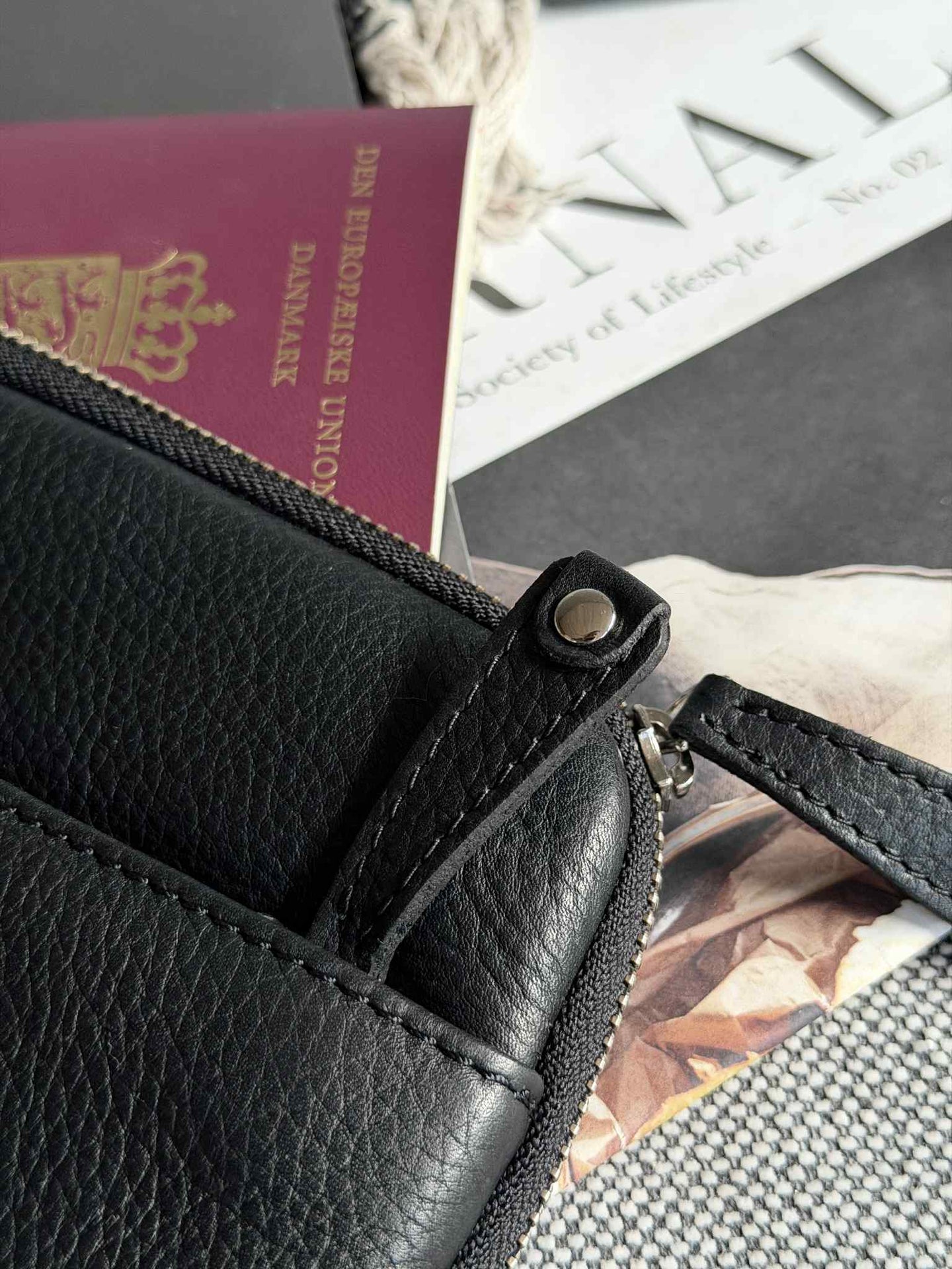 Datorfodral svart kalvskinn - LYX